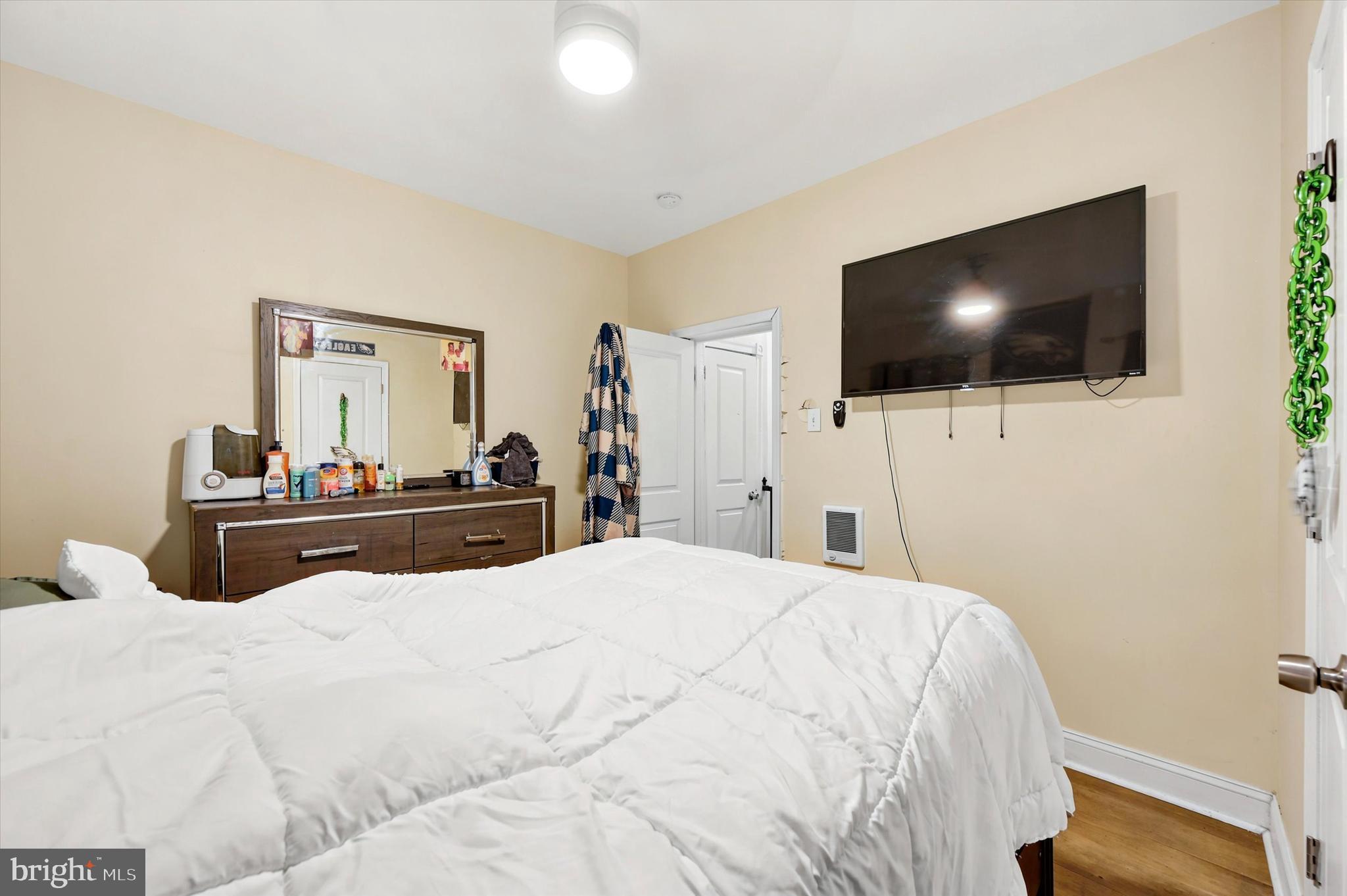 STRAWBERRY MANSION - Residential