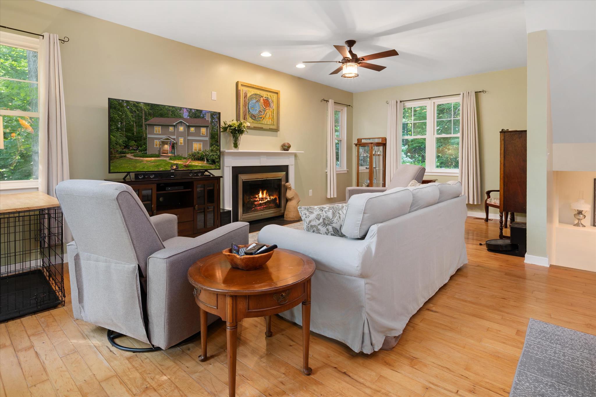 EDGEWATER BEACH - Residential