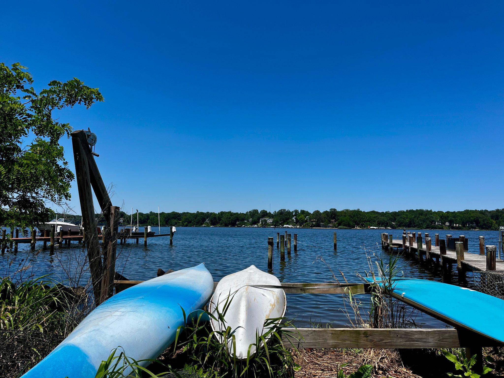 EDGEWATER BEACH - Residential