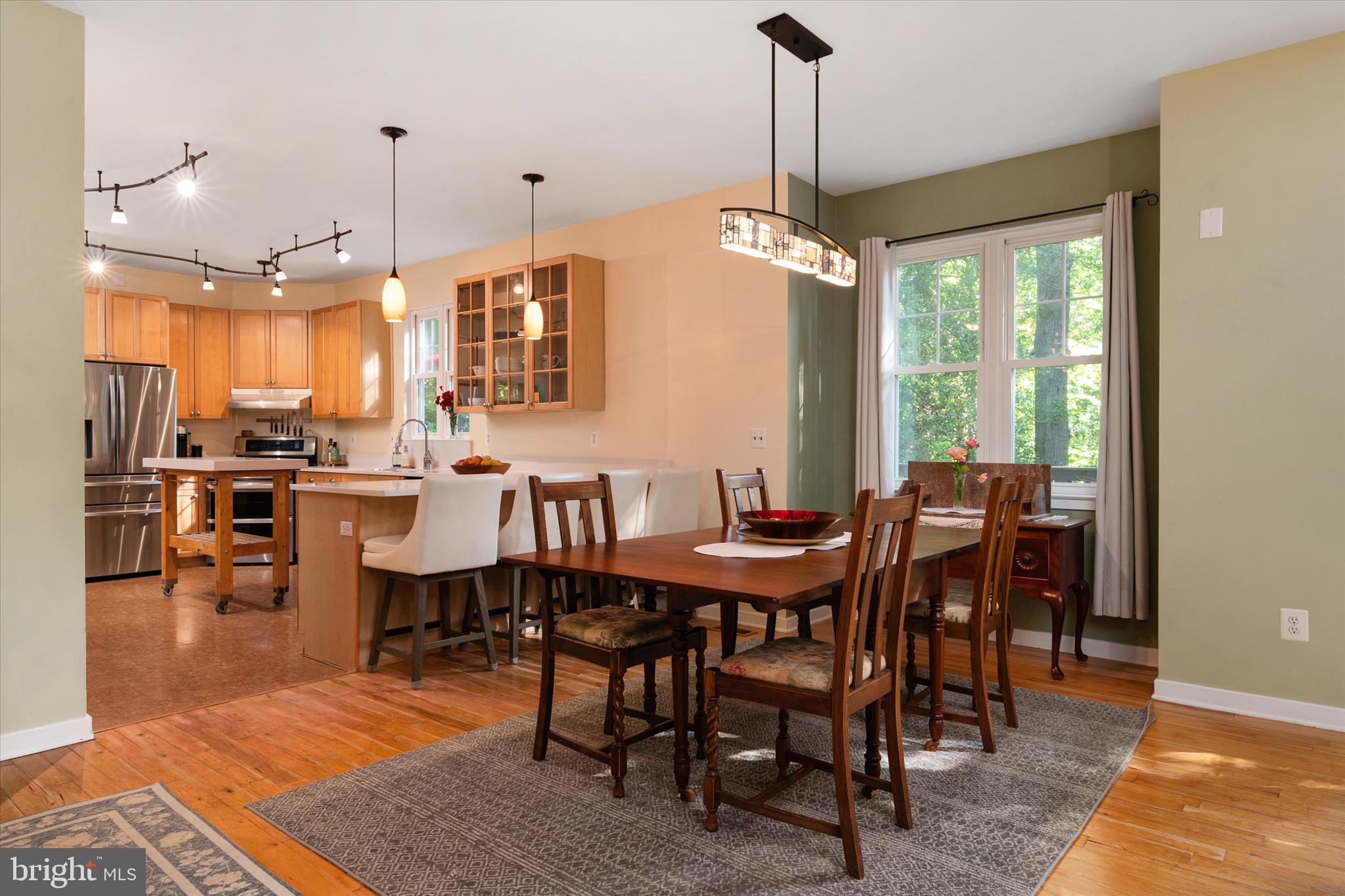 EDGEWATER BEACH - Residential