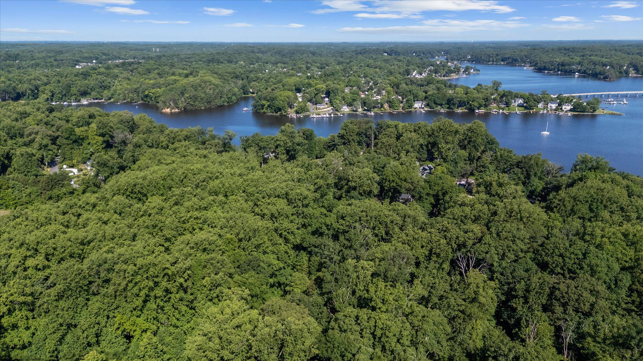 EDGEWATER BEACH - Residential