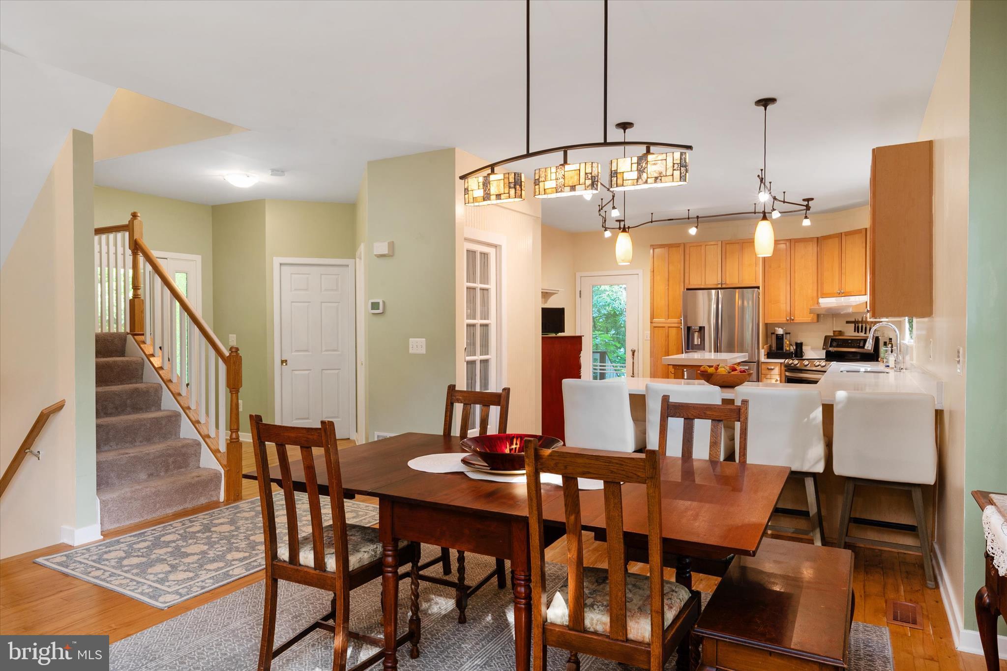 EDGEWATER BEACH - Residential