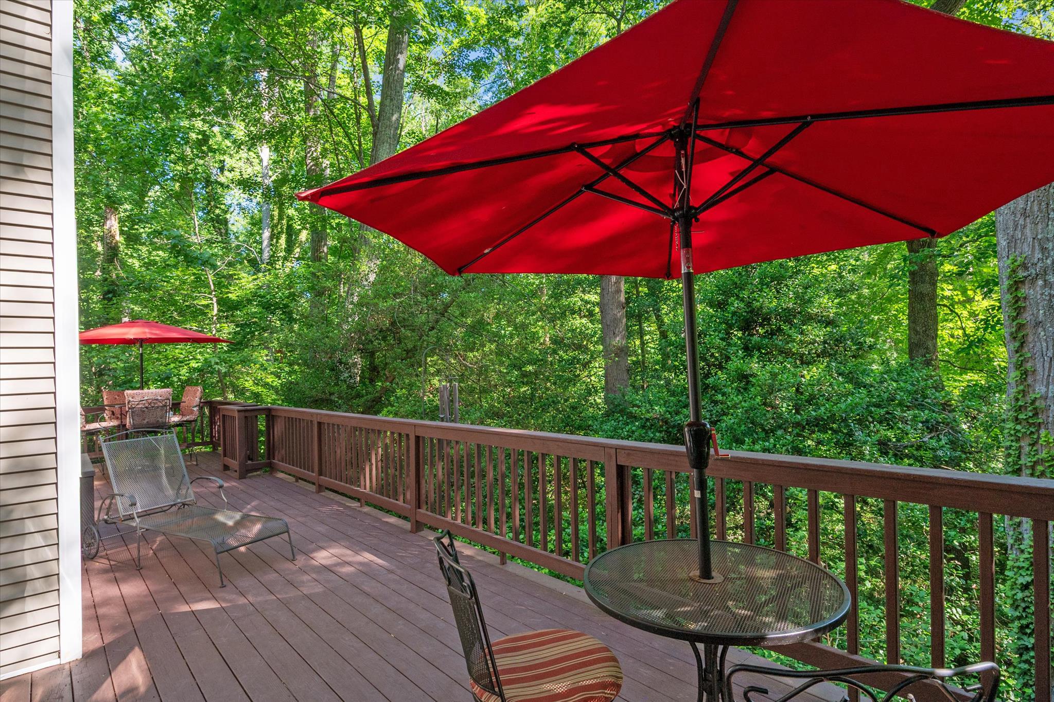 EDGEWATER BEACH - Residential