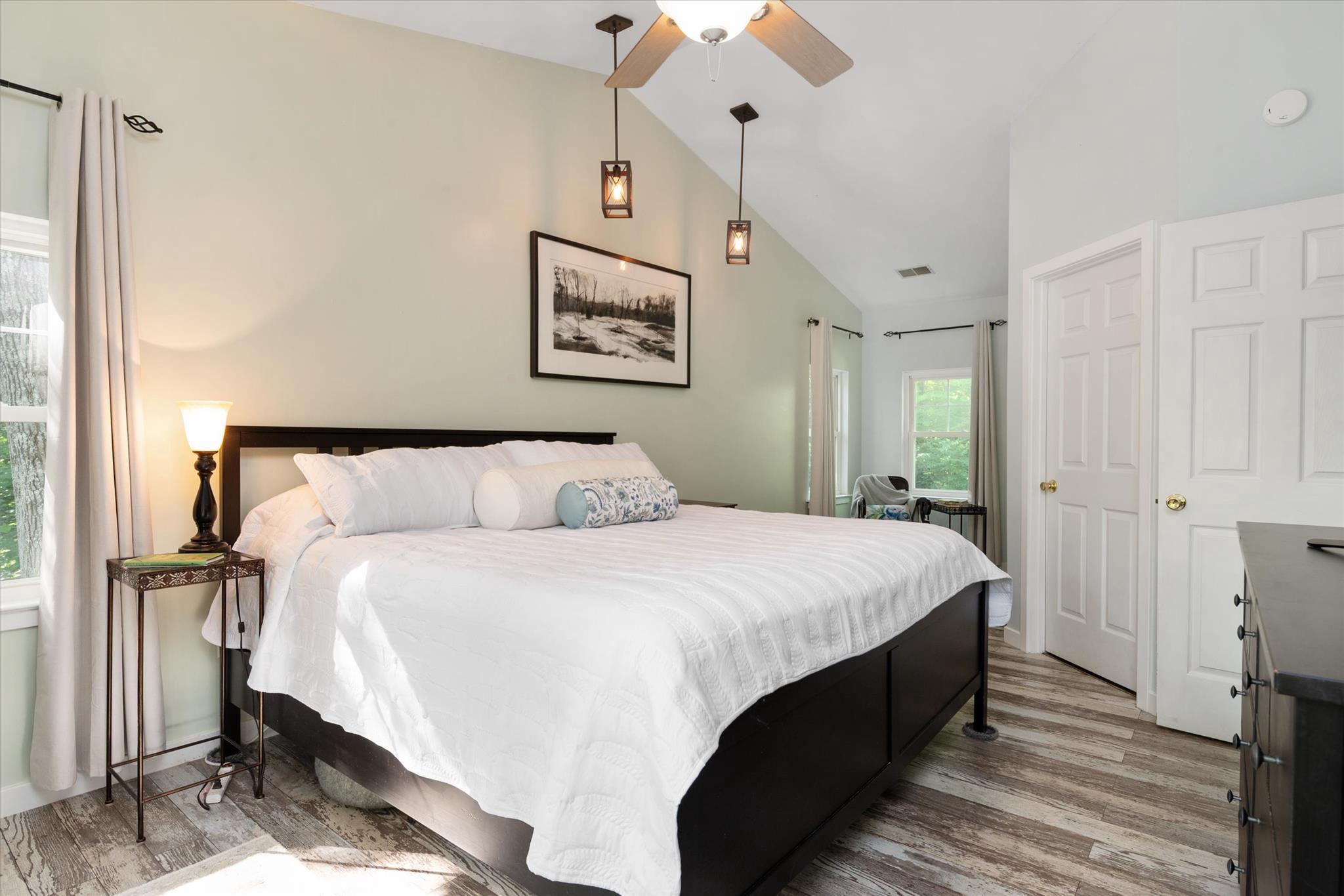EDGEWATER BEACH - Residential
