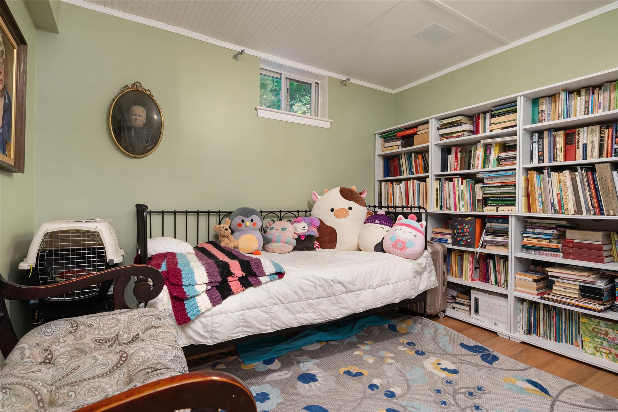 EDGEWATER BEACH - Residential