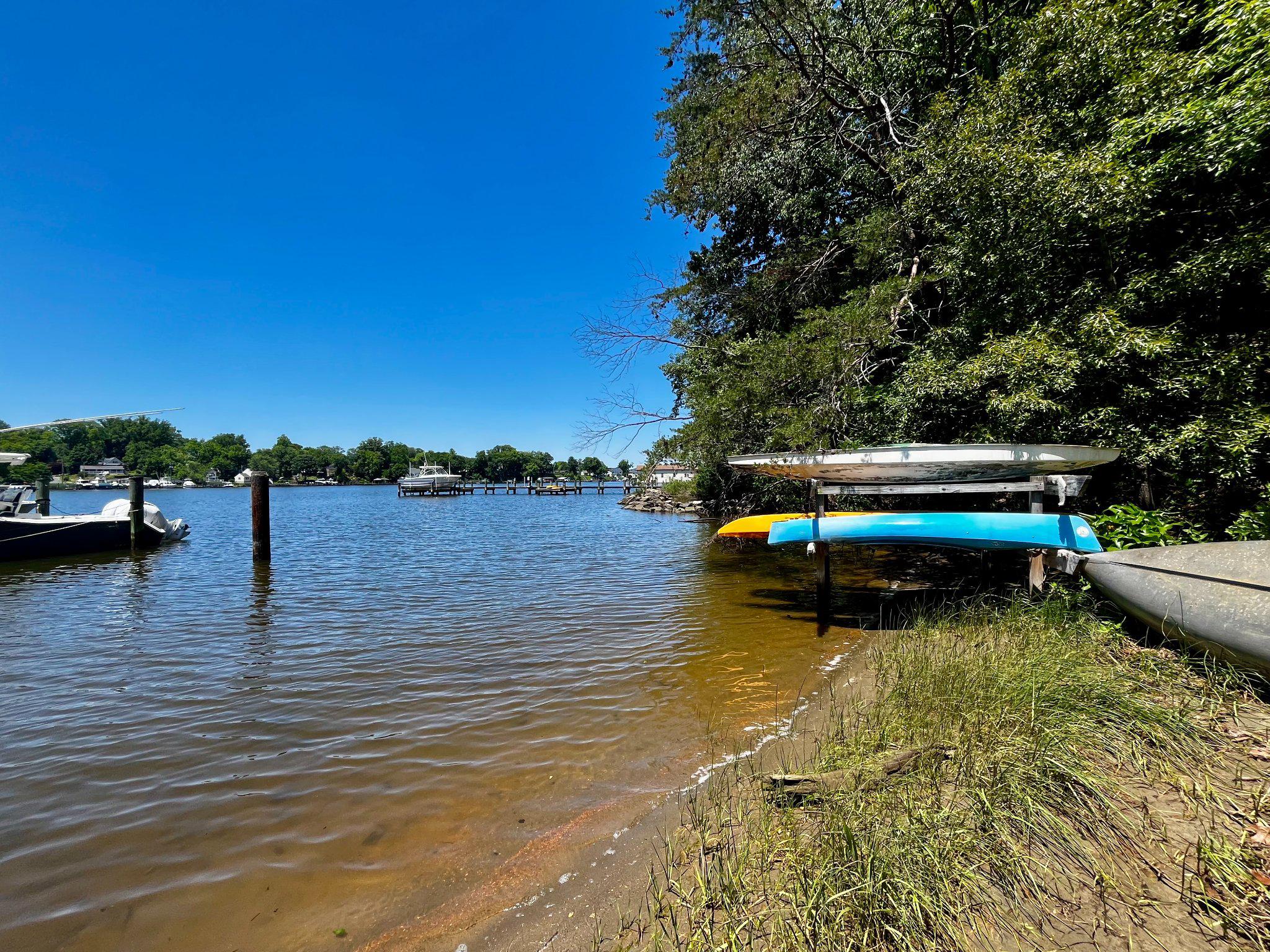 EDGEWATER BEACH - Residential