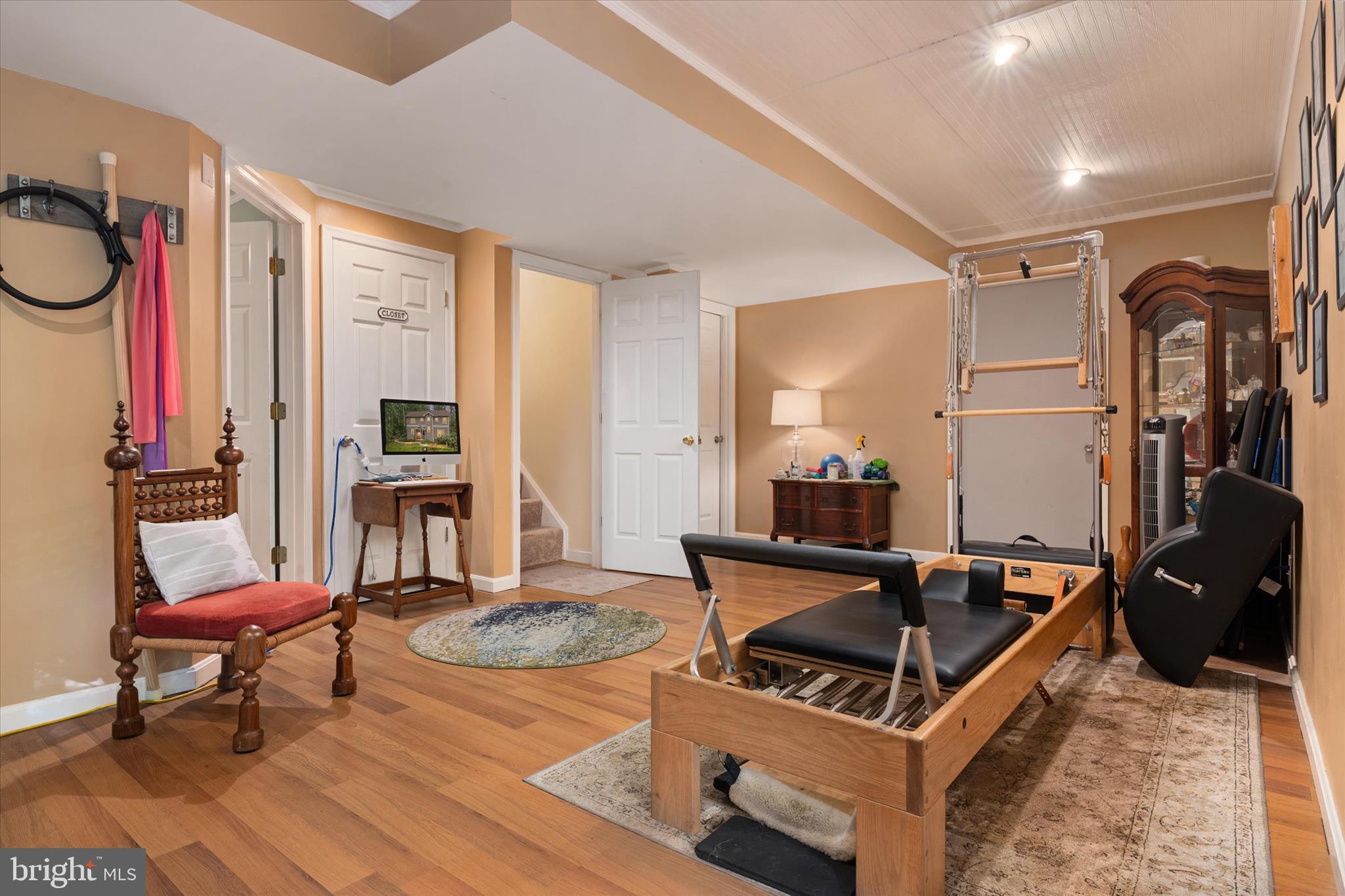 EDGEWATER BEACH - Residential