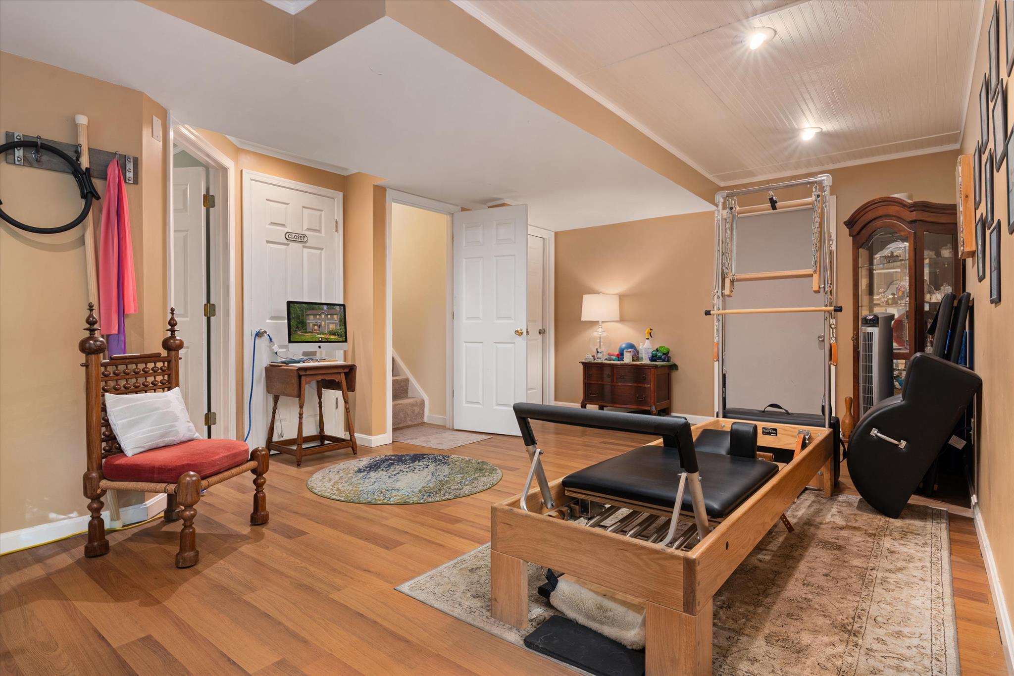 EDGEWATER BEACH - Residential