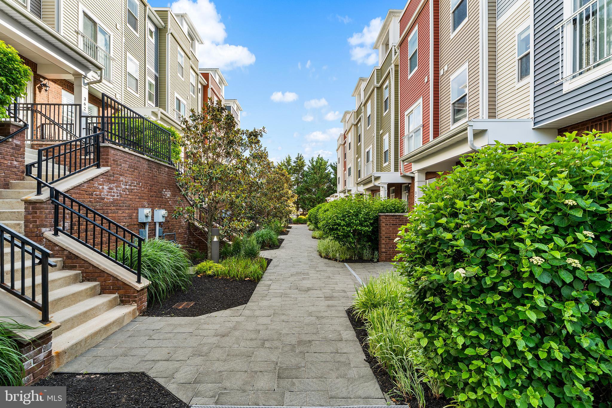 PARKVIEW AT WEST 7TH - Residential