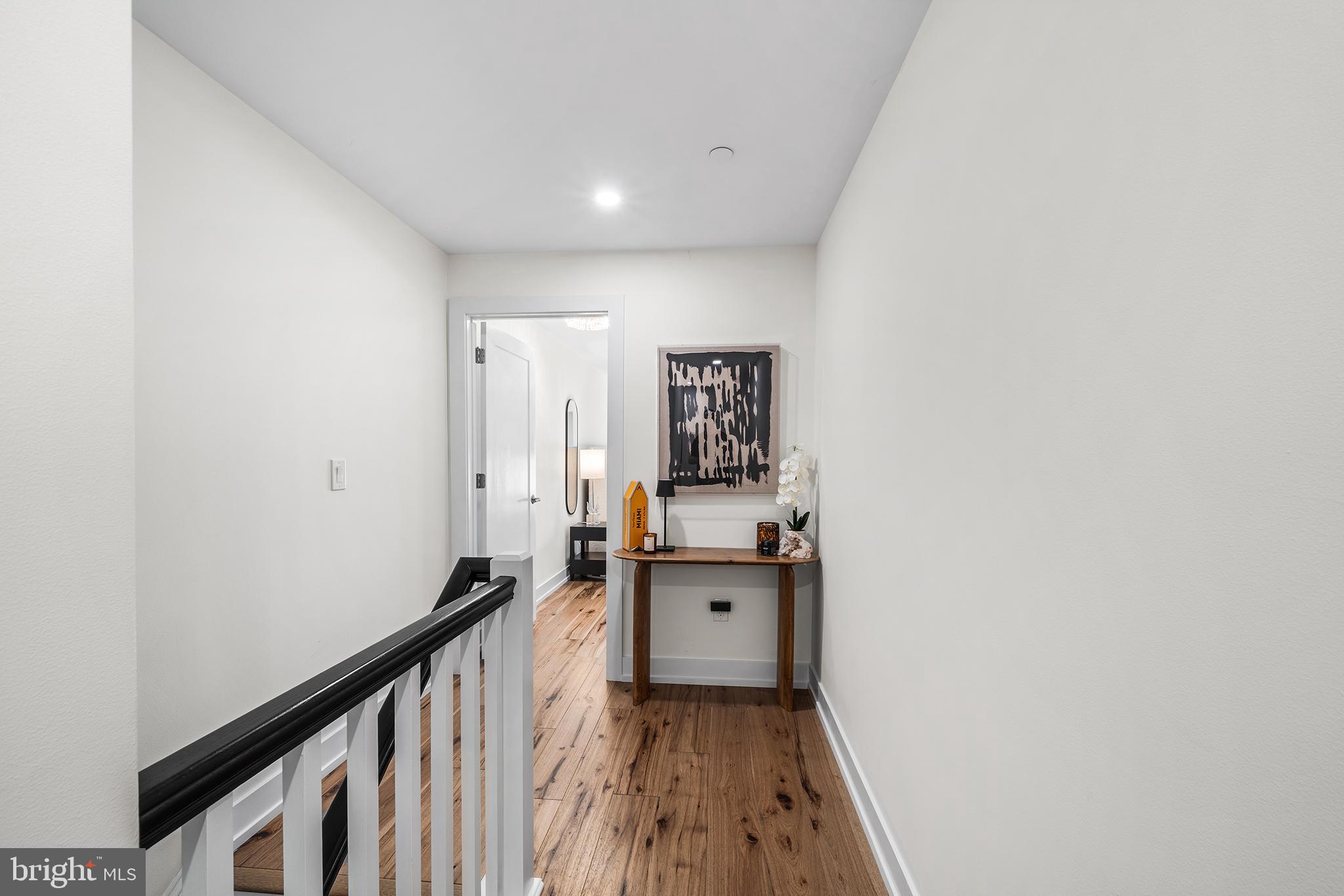 PARKVIEW AT WEST 7TH - Residential