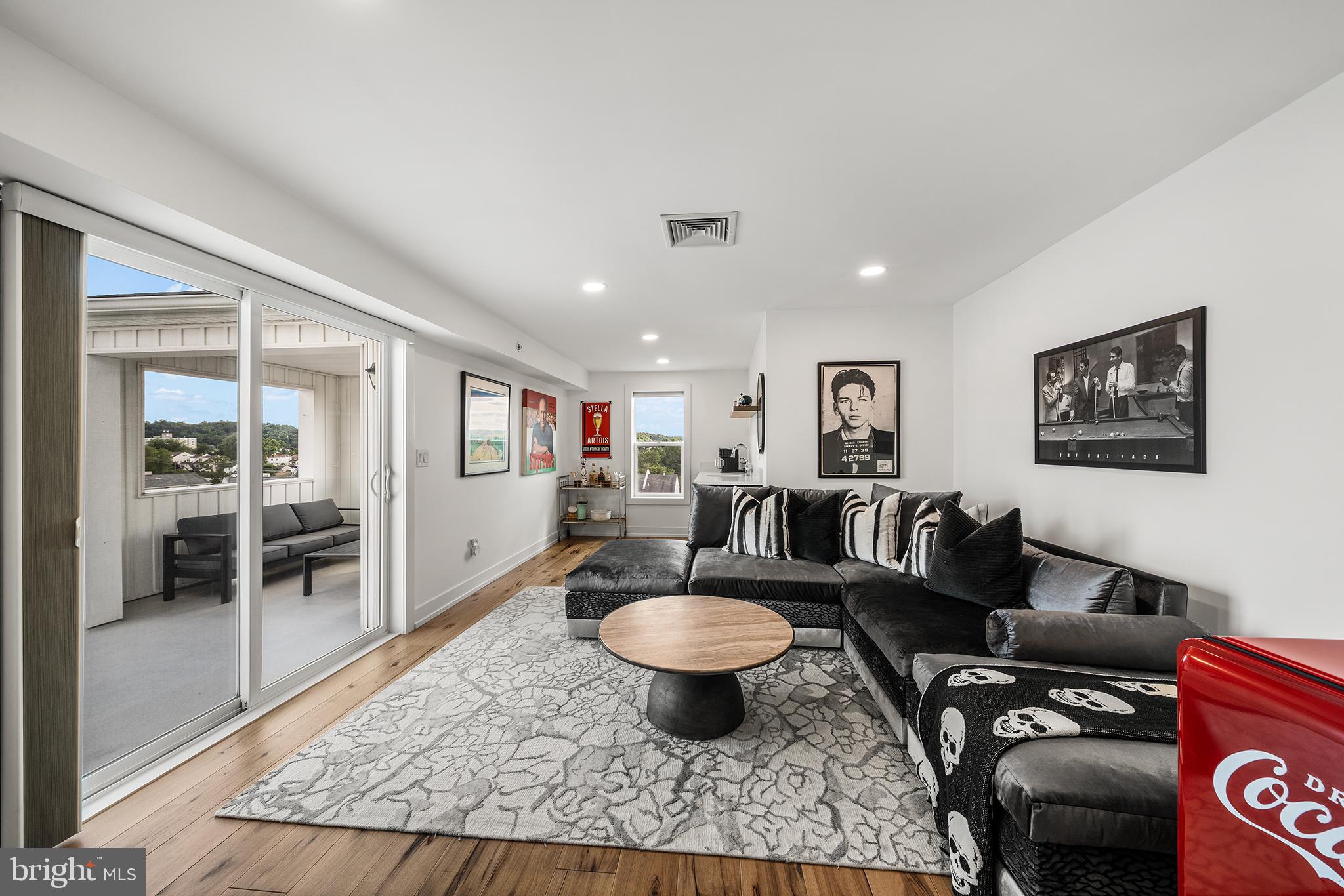 PARKVIEW AT WEST 7TH - Residential