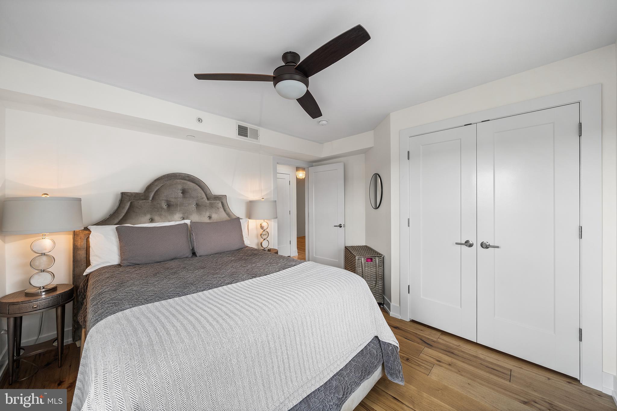 PARKVIEW AT WEST 7TH - Residential