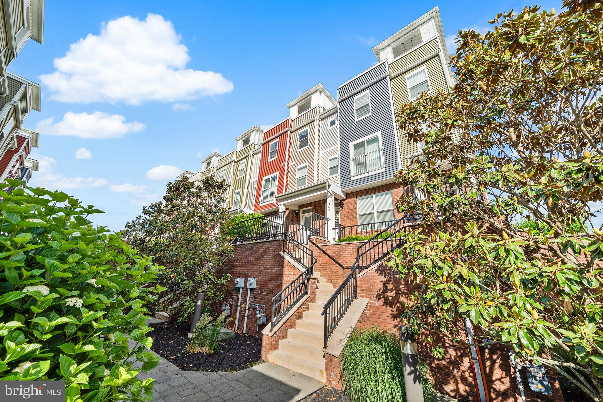 PARKVIEW AT WEST 7TH - Residential
