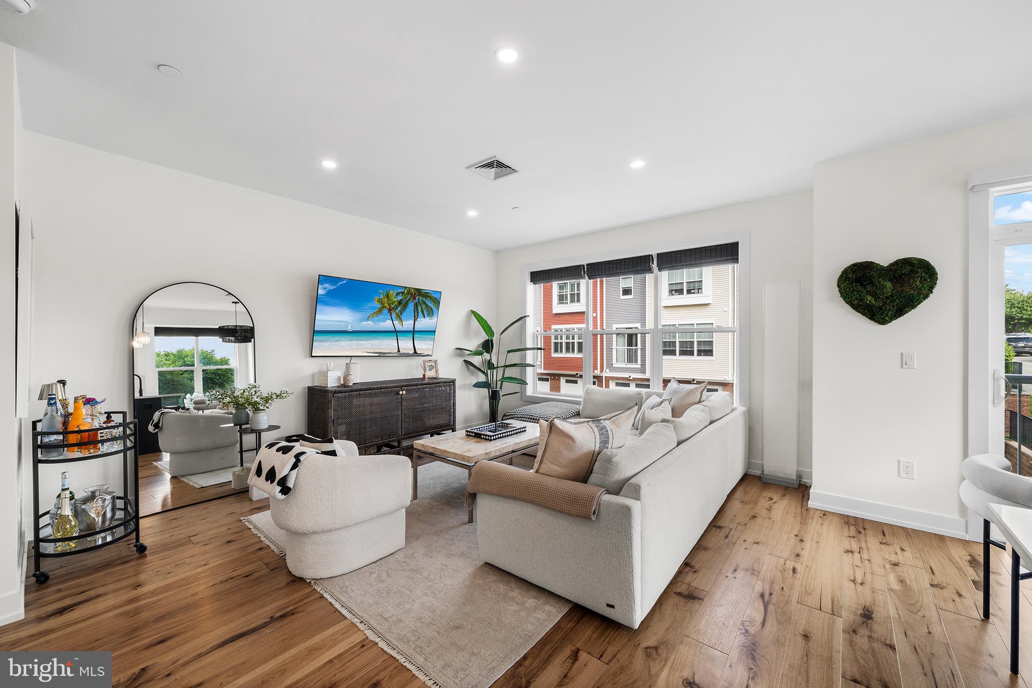 PARKVIEW AT WEST 7TH - Residential