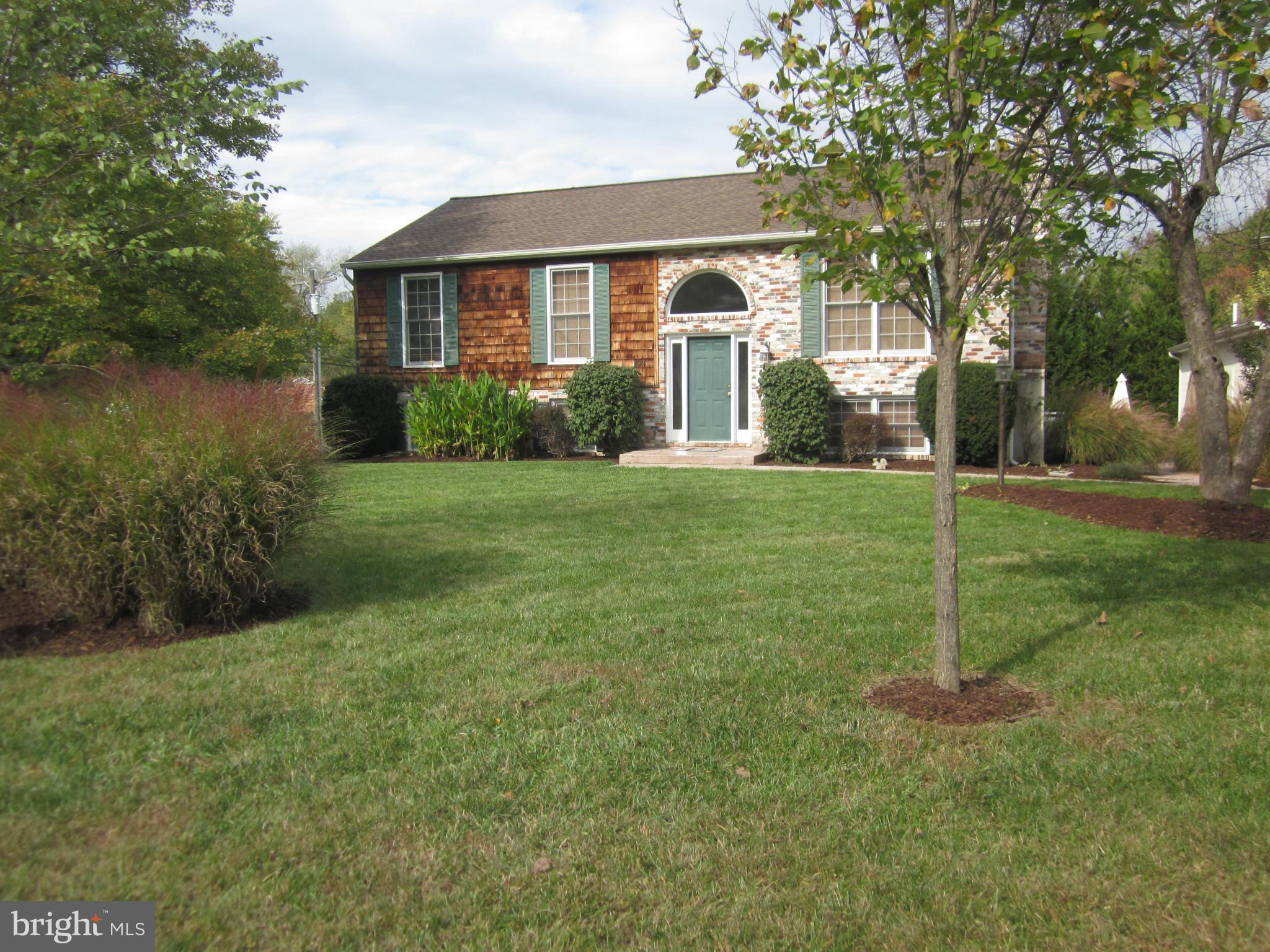 YORKSHIRE ACRES - Residential