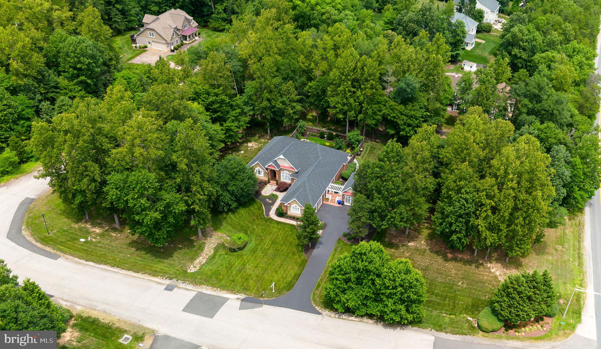 CANNON BLUFF ESTATES - Residential