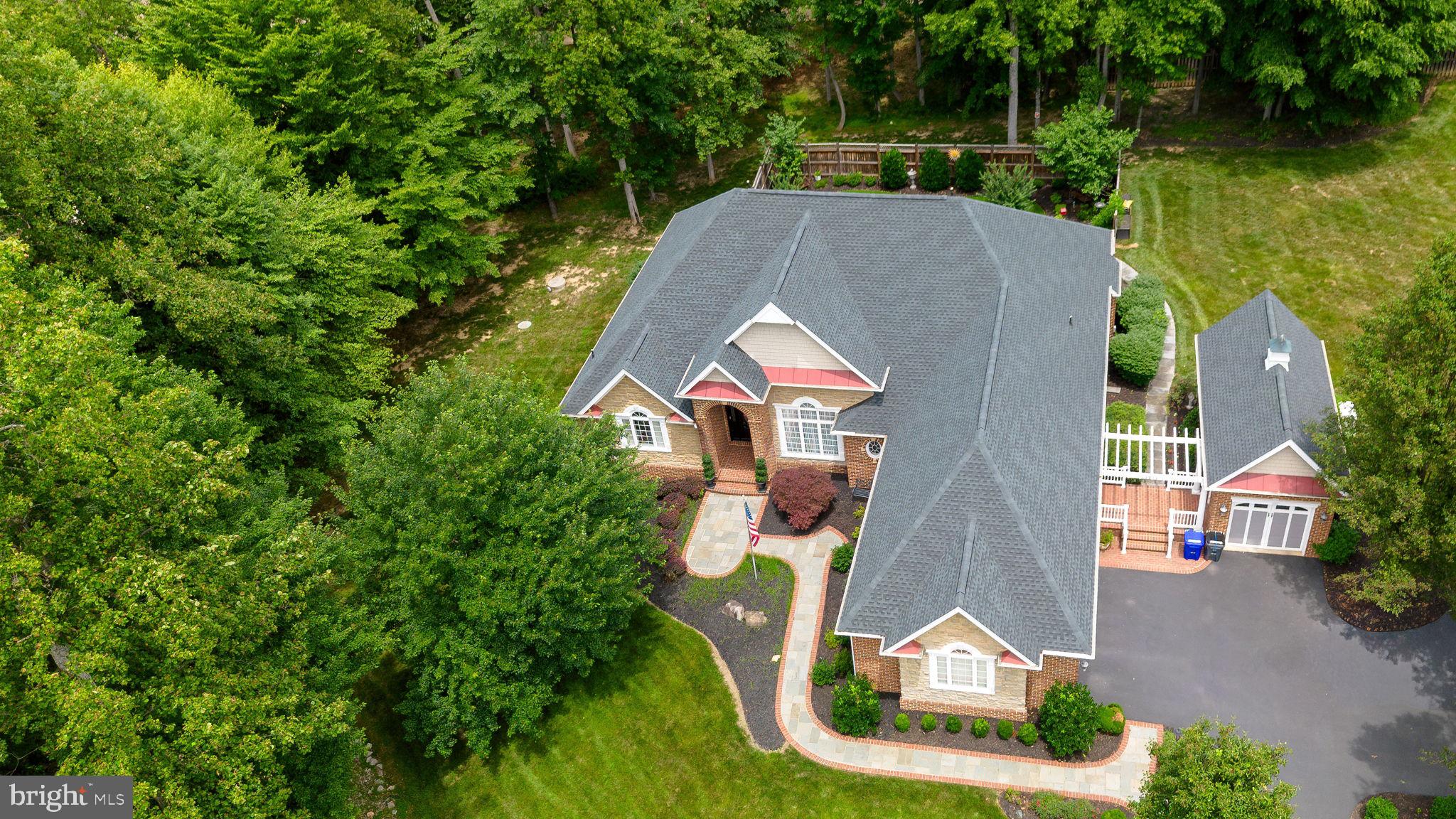 CANNON BLUFF ESTATES - Residential