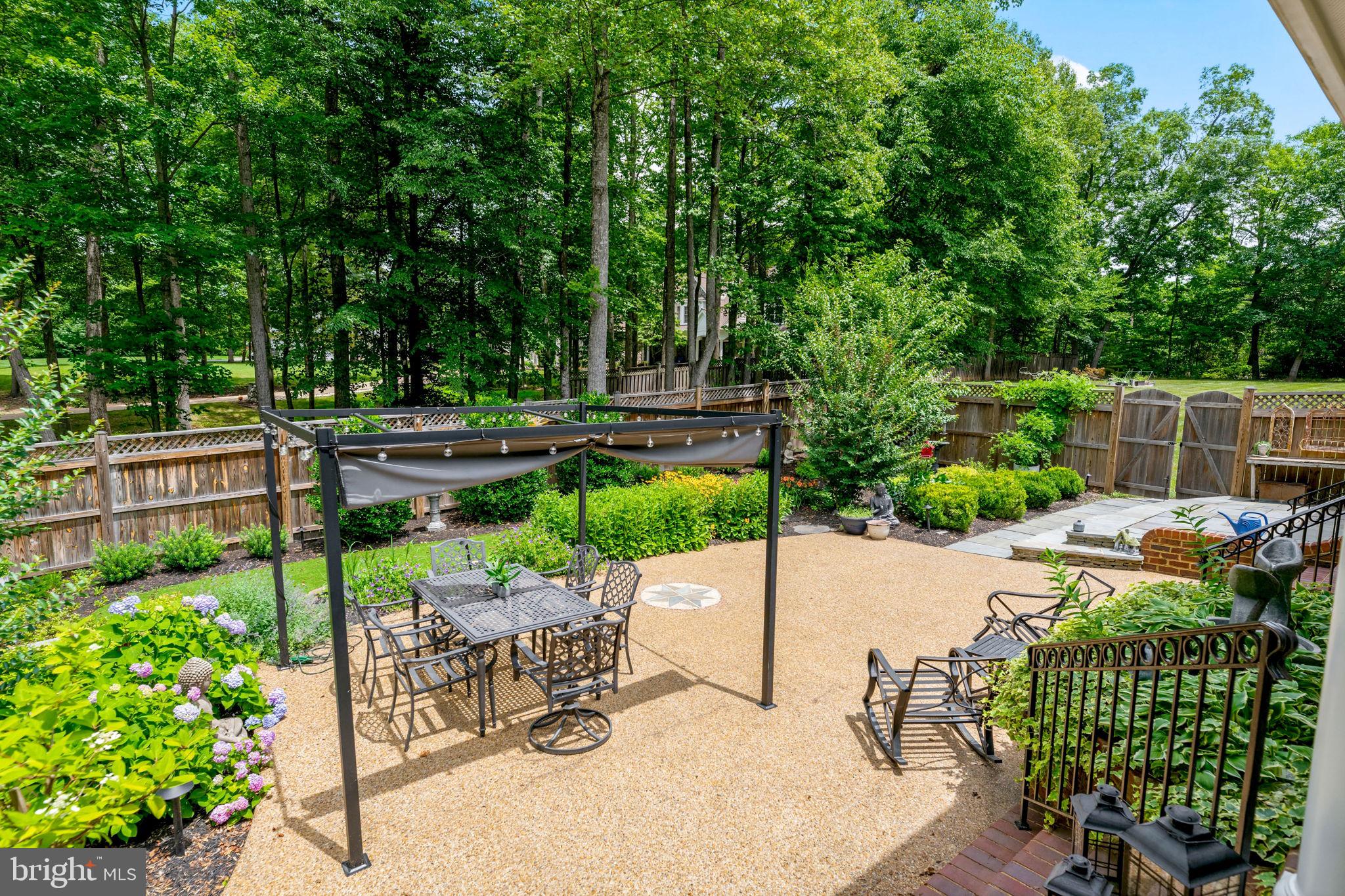 CANNON BLUFF ESTATES - Residential