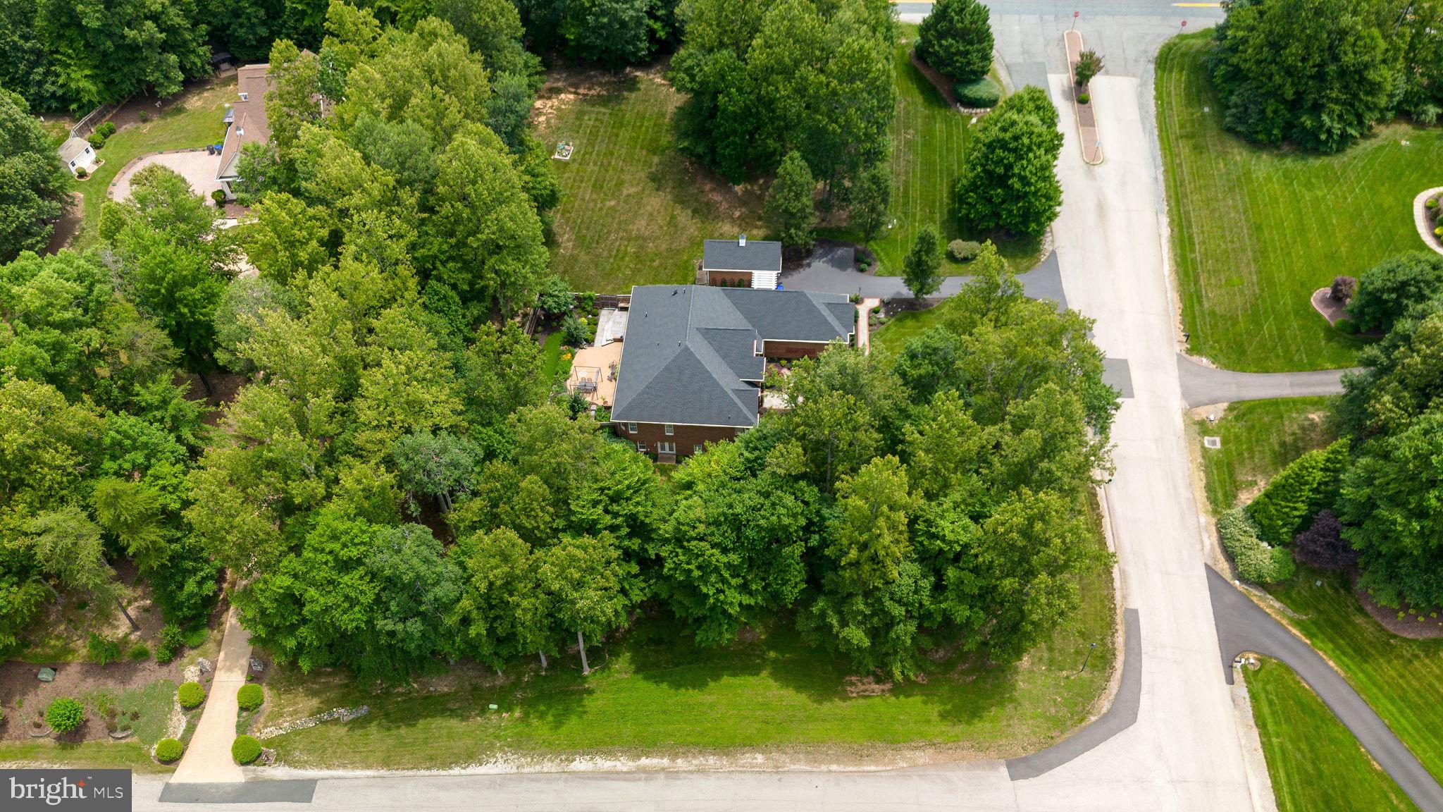 CANNON BLUFF ESTATES - Residential