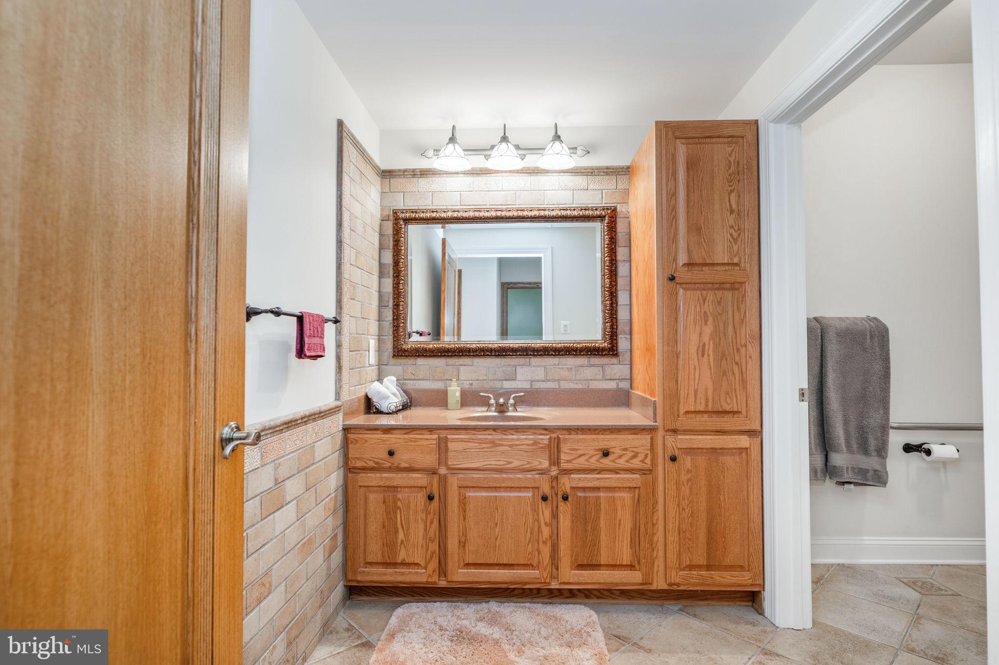 CANNON BLUFF ESTATES - Residential