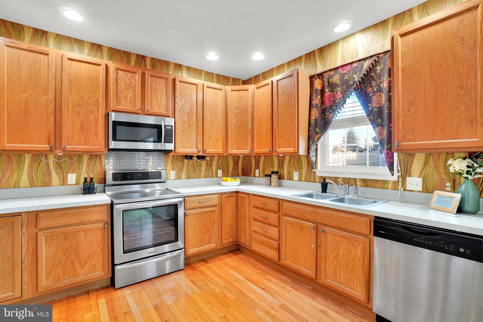 MILL CREEK - Residential