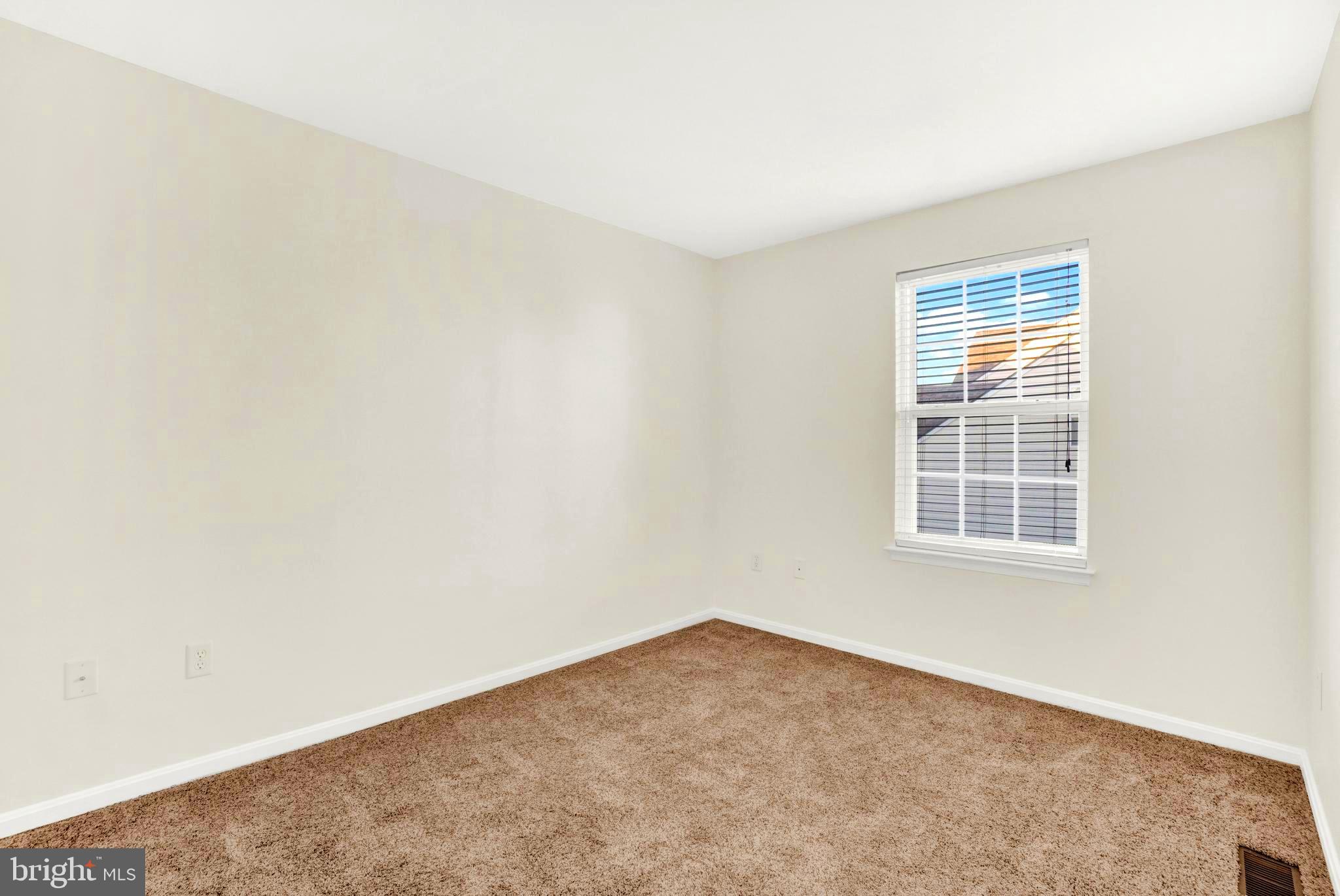 MILL CREEK - Residential