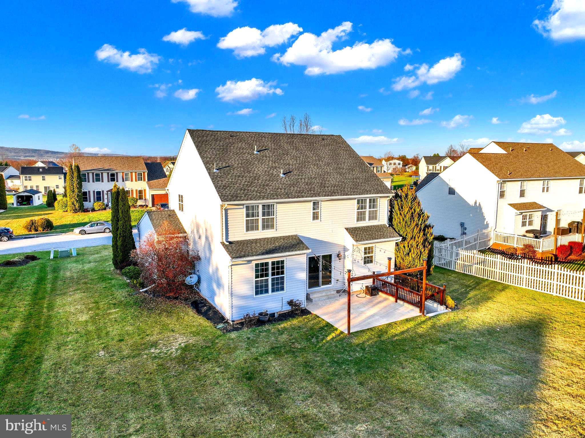 MILL CREEK - Residential