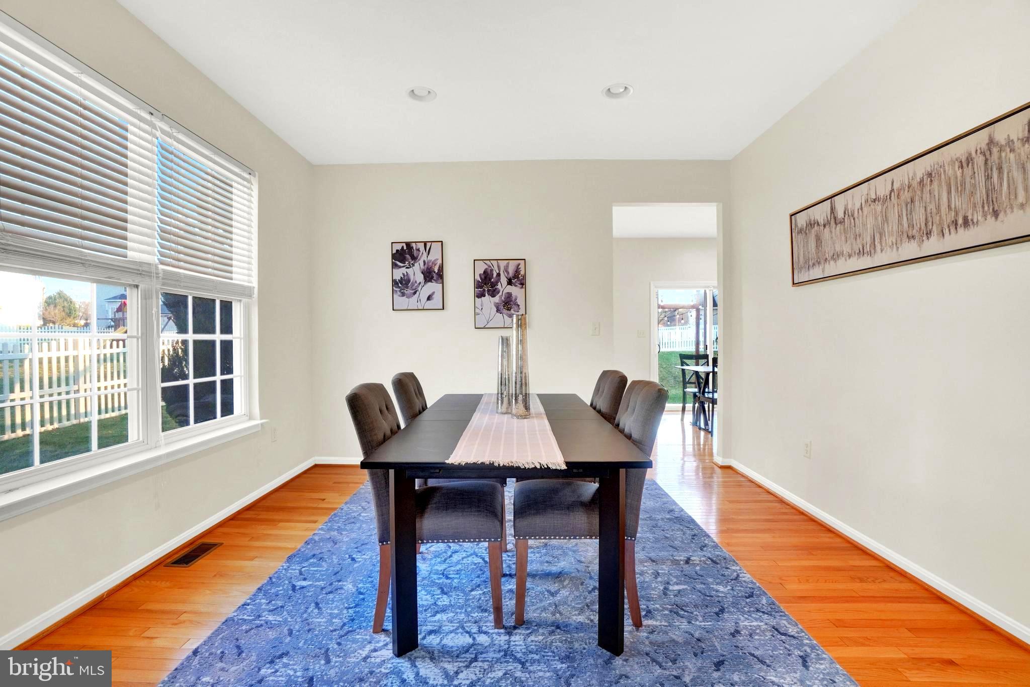 MILL CREEK - Residential