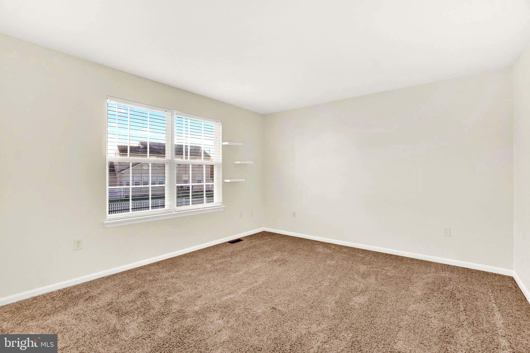 MILL CREEK - Residential
