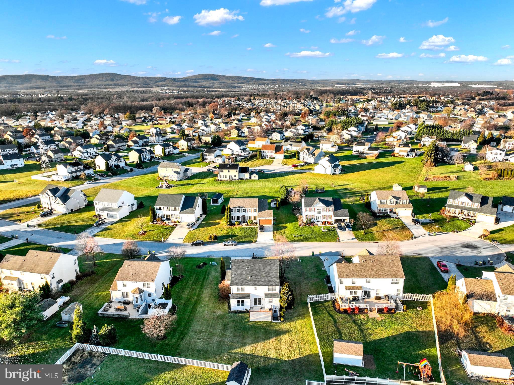 MILL CREEK - Residential