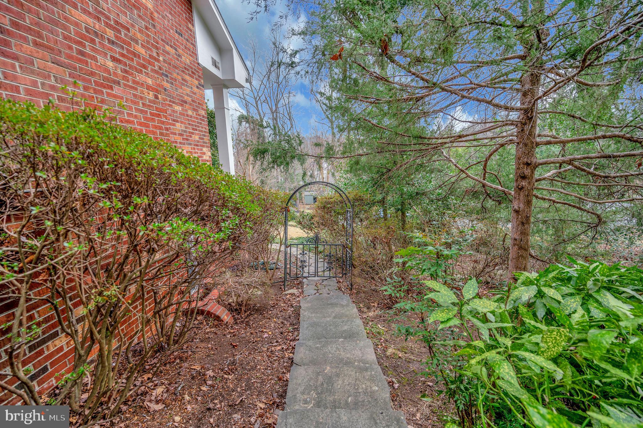 WESTWOOD - Residential