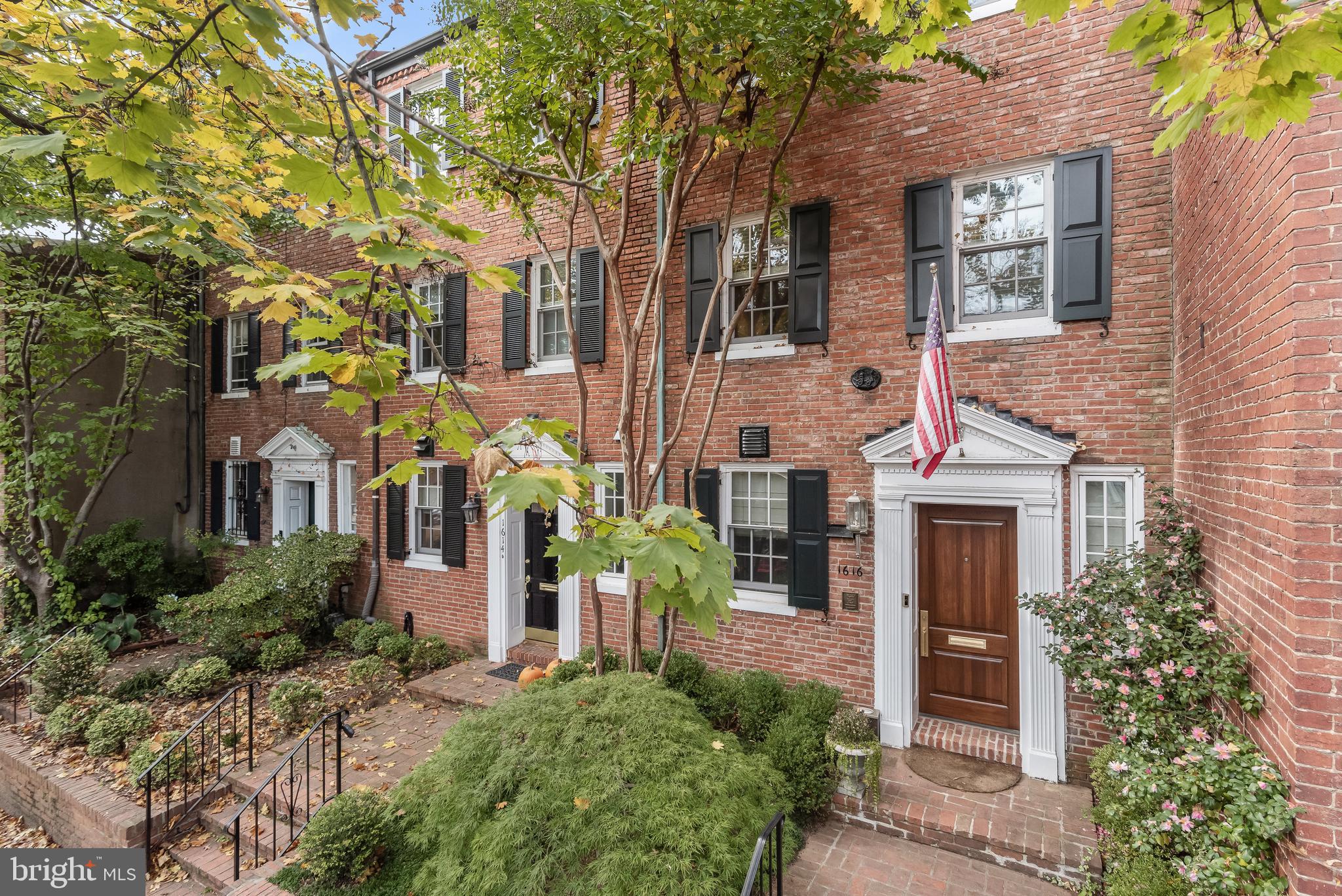 GEORGETOWN - Residential