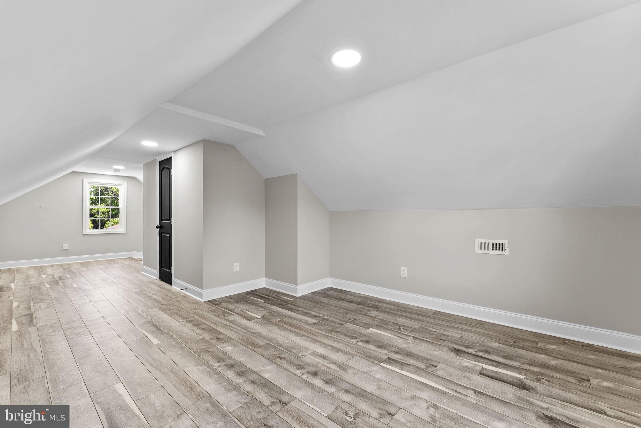 LEE HEIGHTS SUBD - Residential