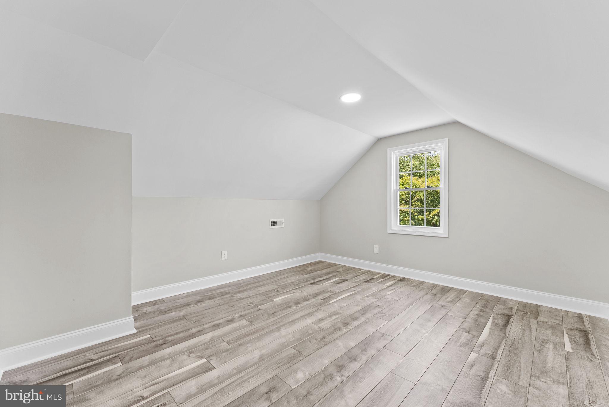 LEE HEIGHTS SUBD - Residential