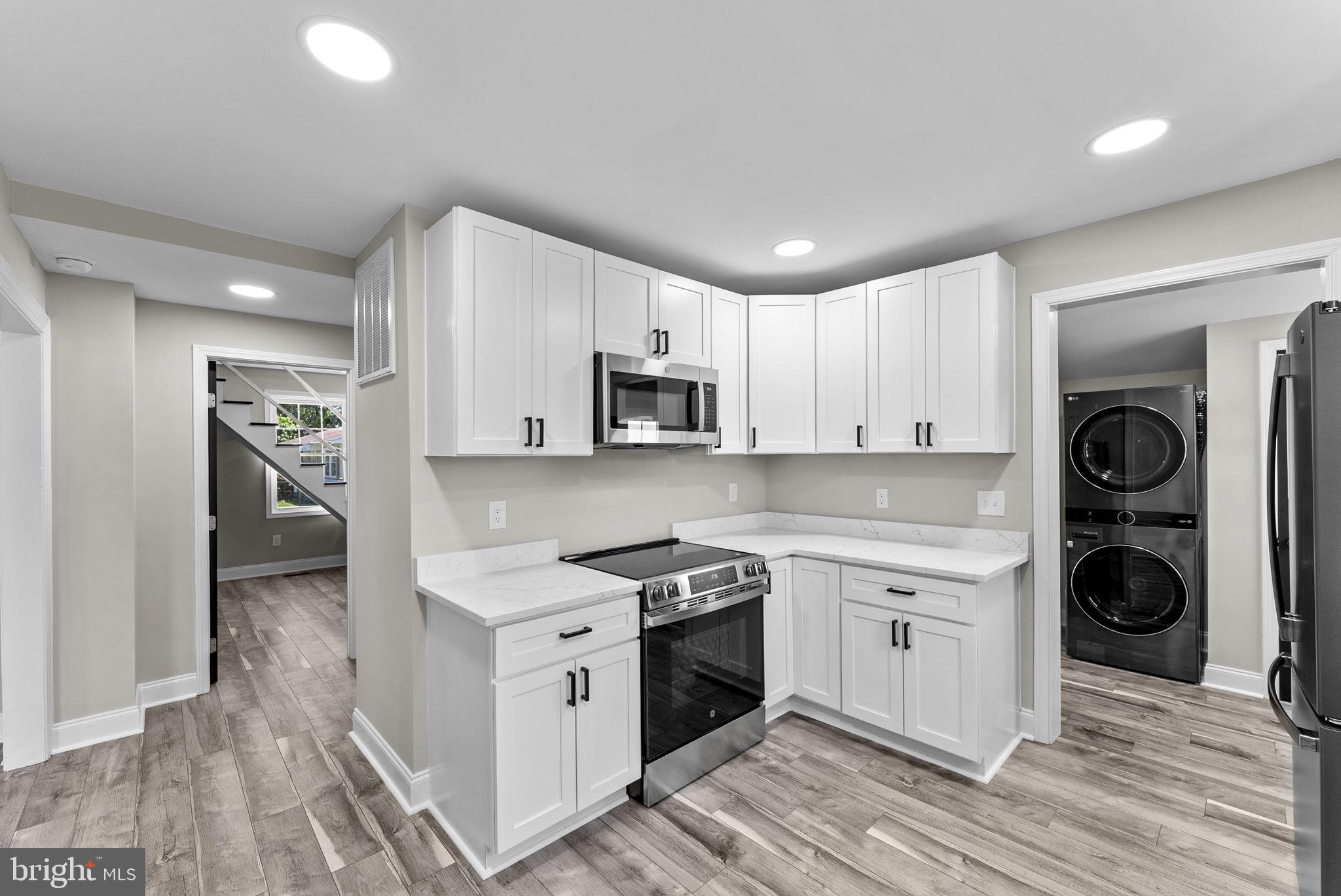 LEE HEIGHTS SUBD - Residential
