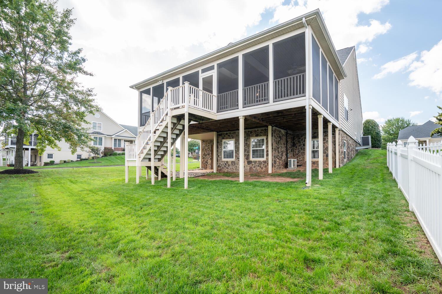 HERITAGE HUNT - Residential