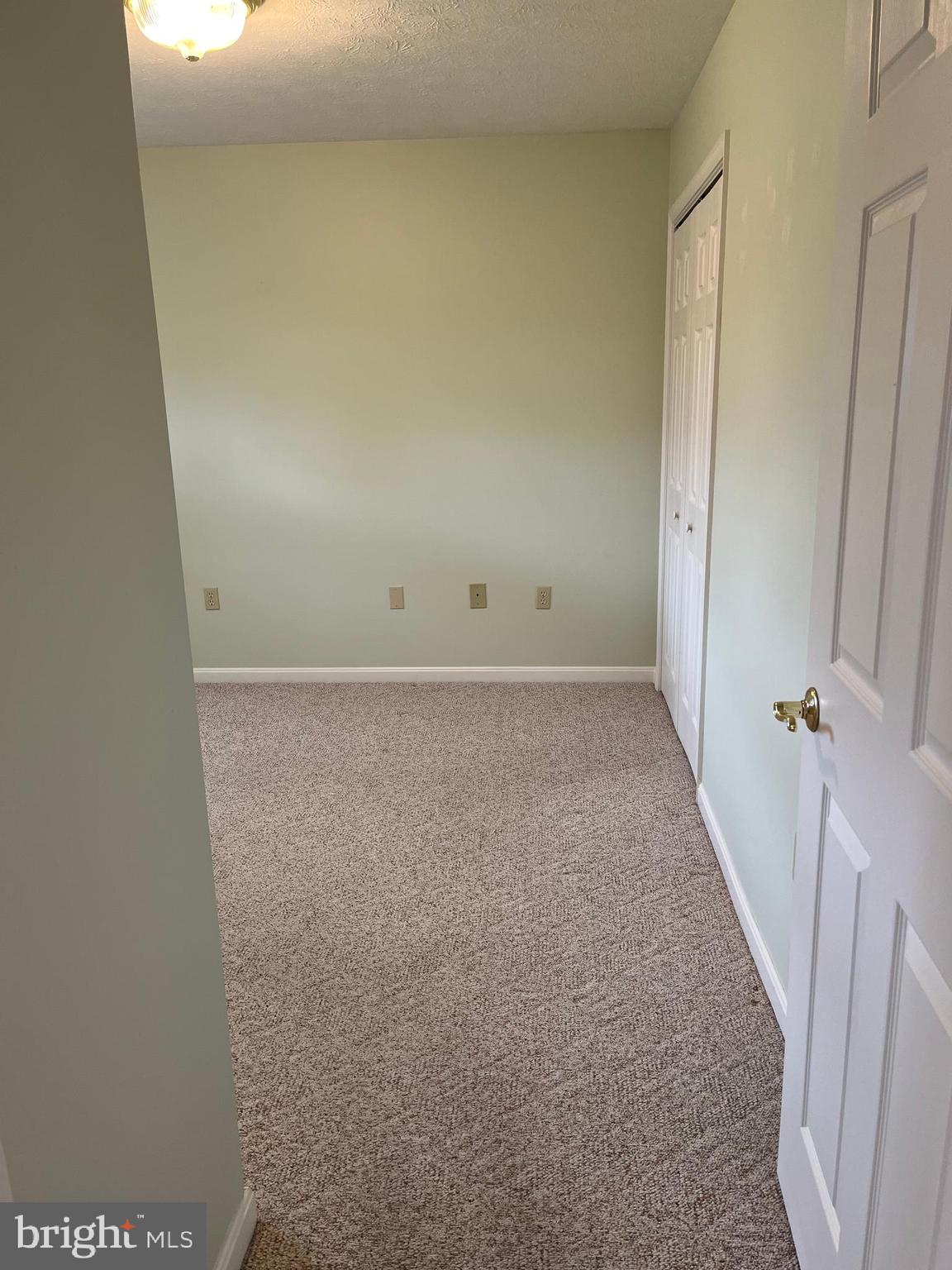 WILLOW LAWN COTTAGES - Residential