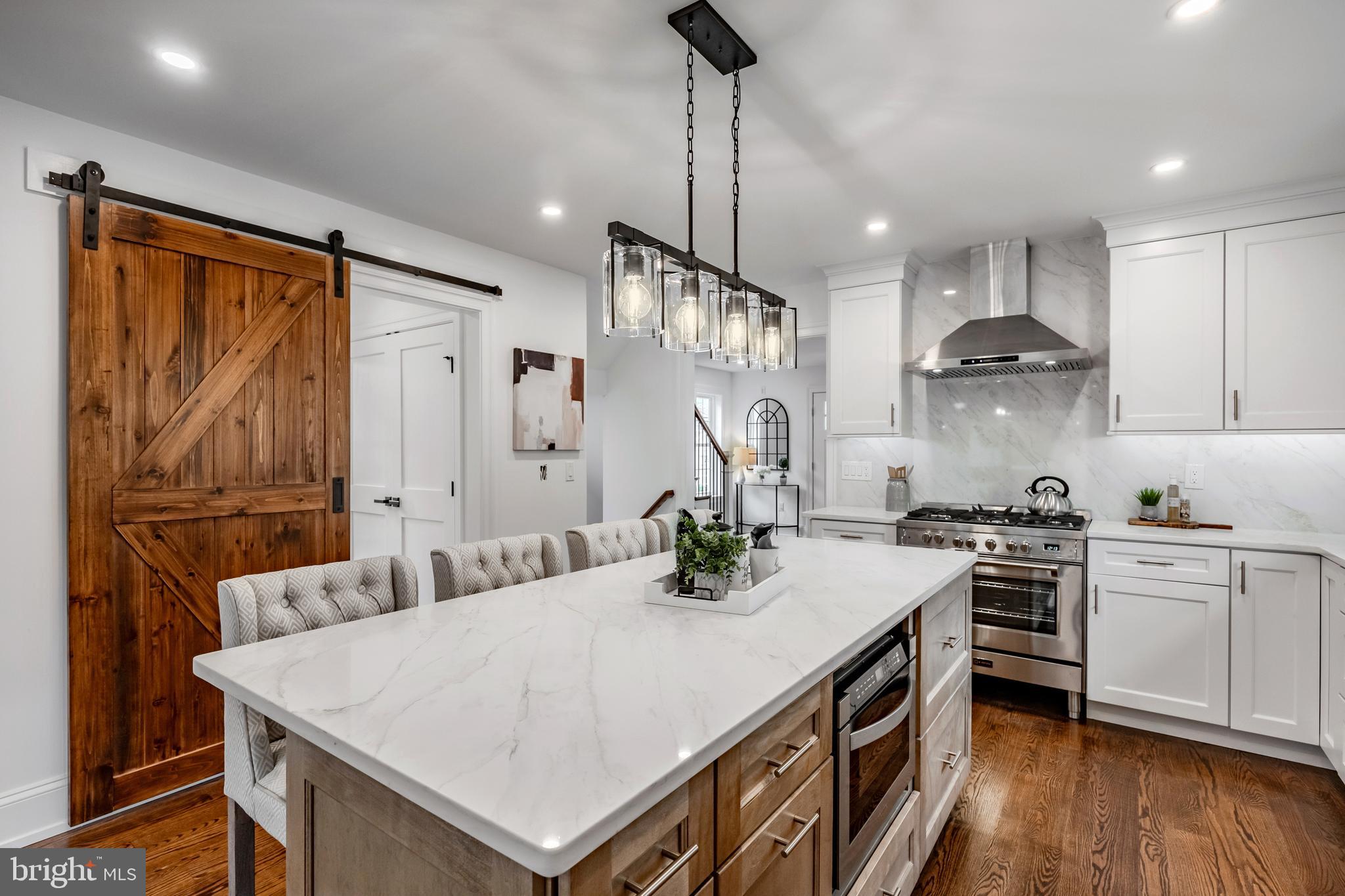 OAKMONT - Residential