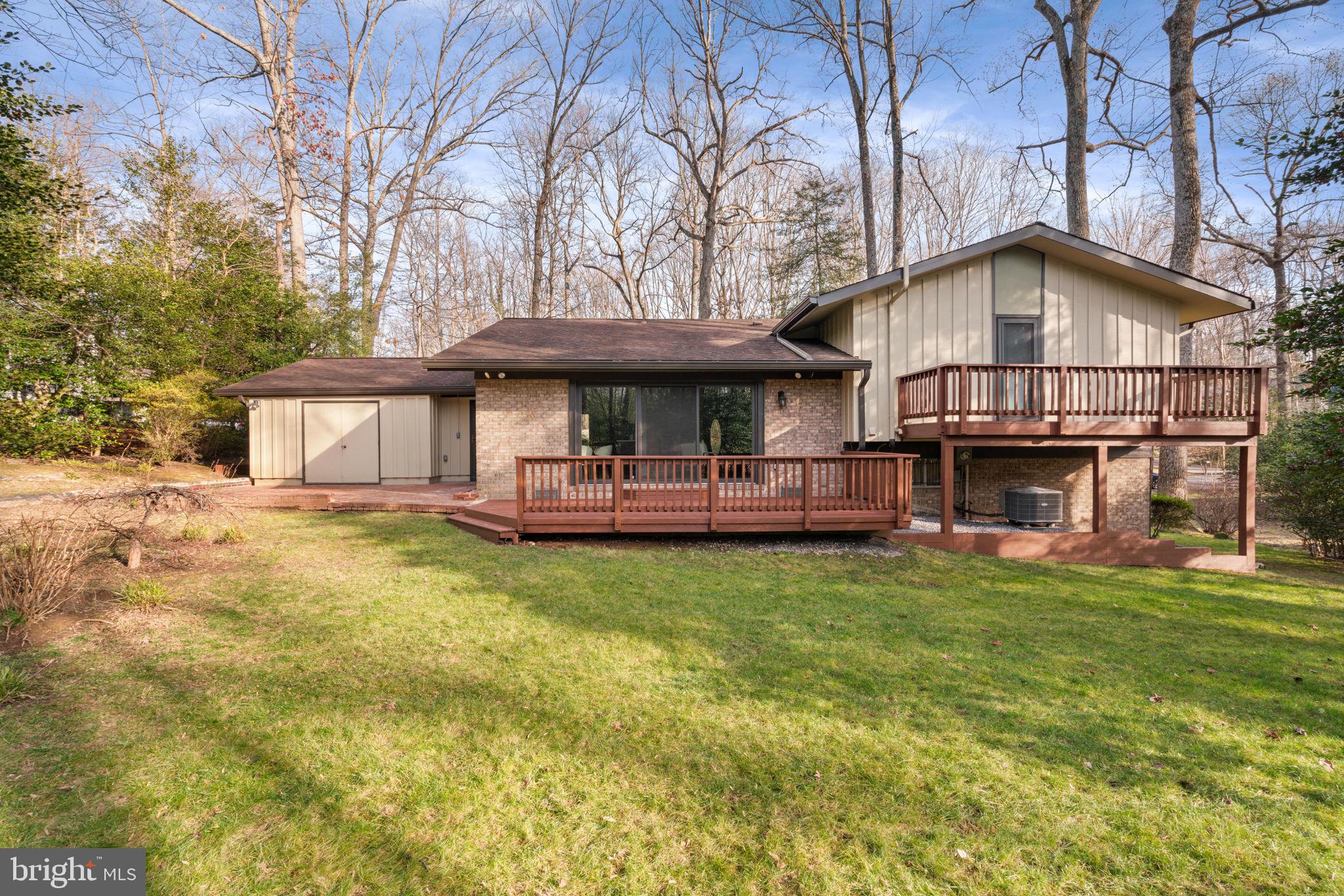 RESTON - Residential