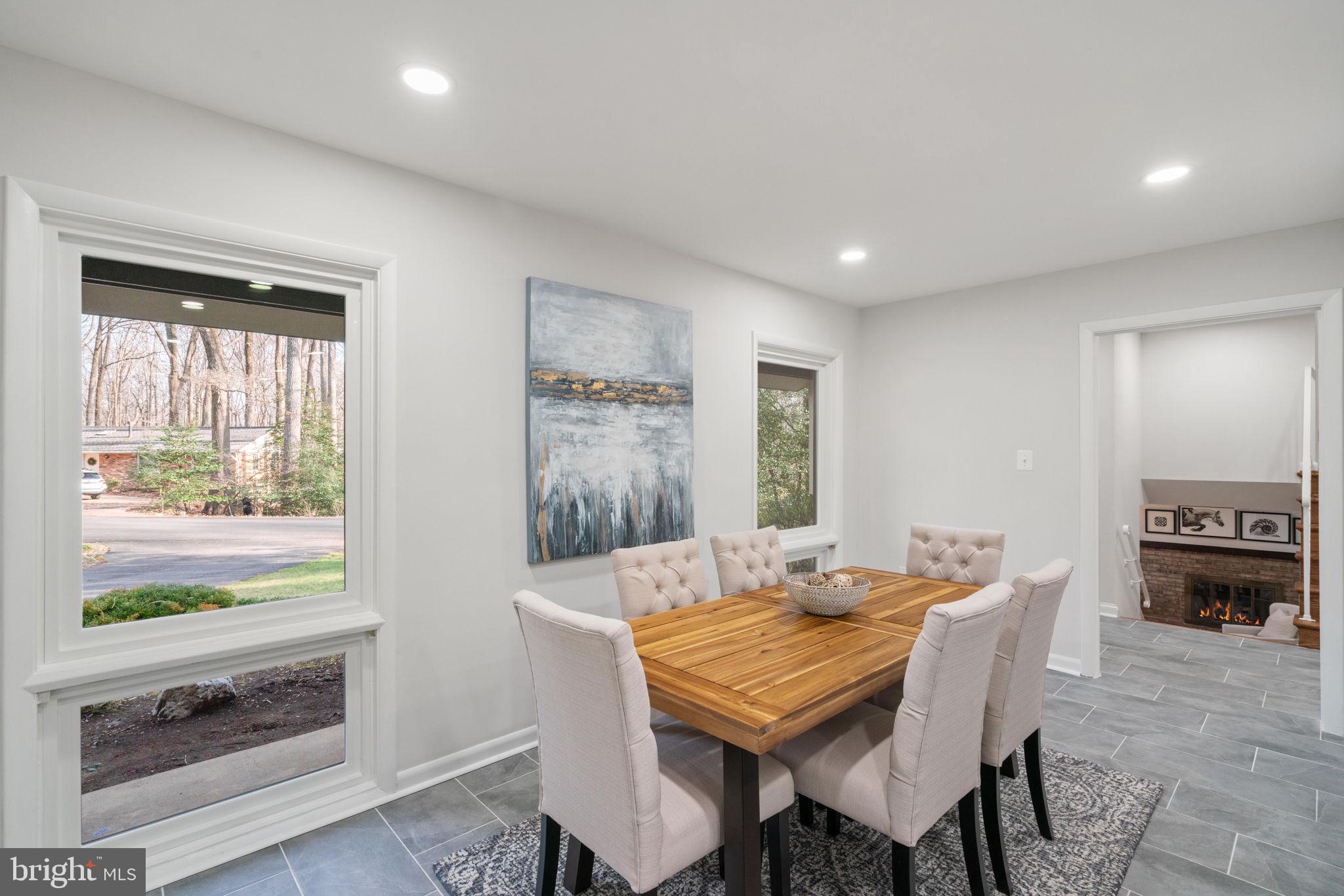 RESTON - Residential