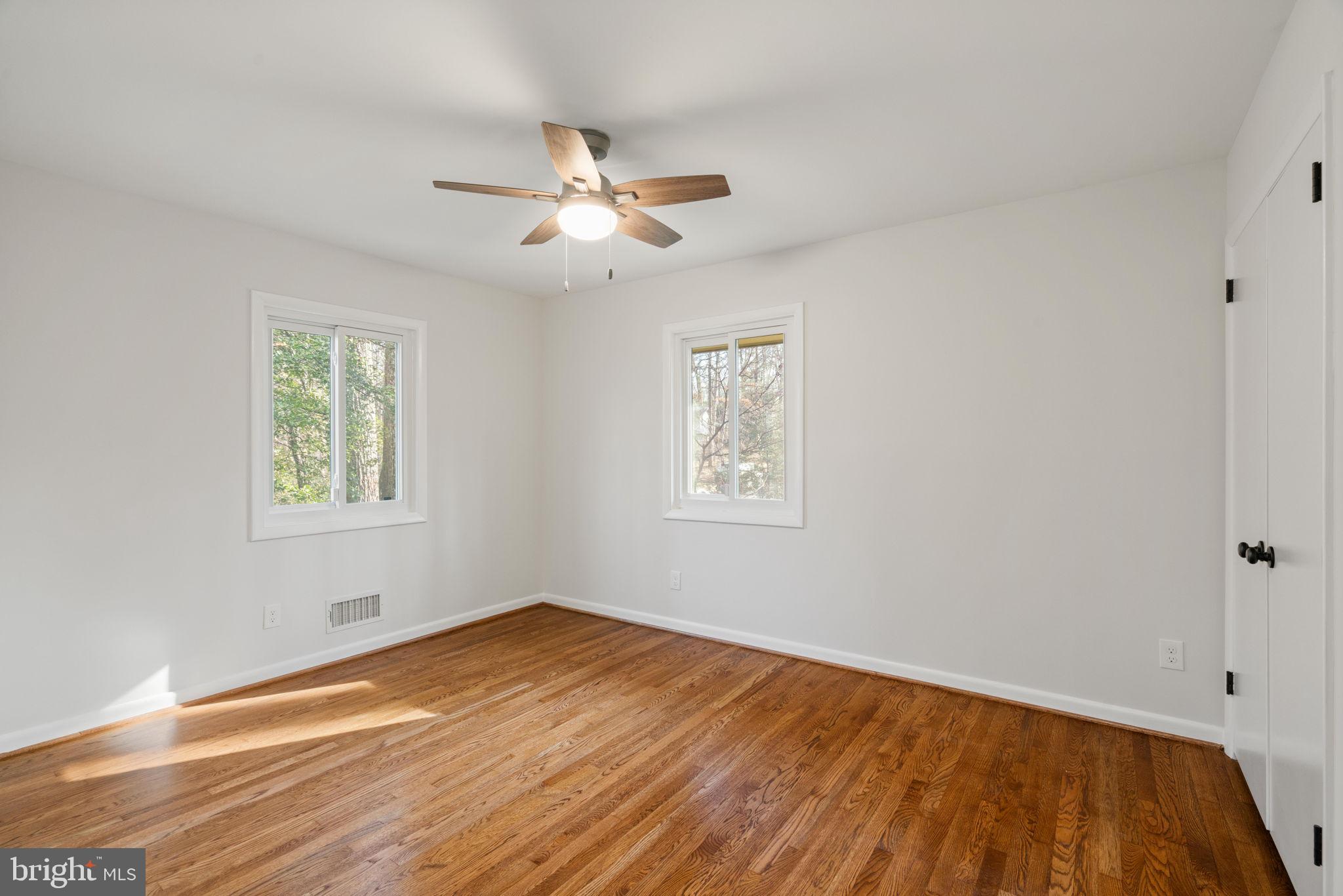 RESTON - Residential