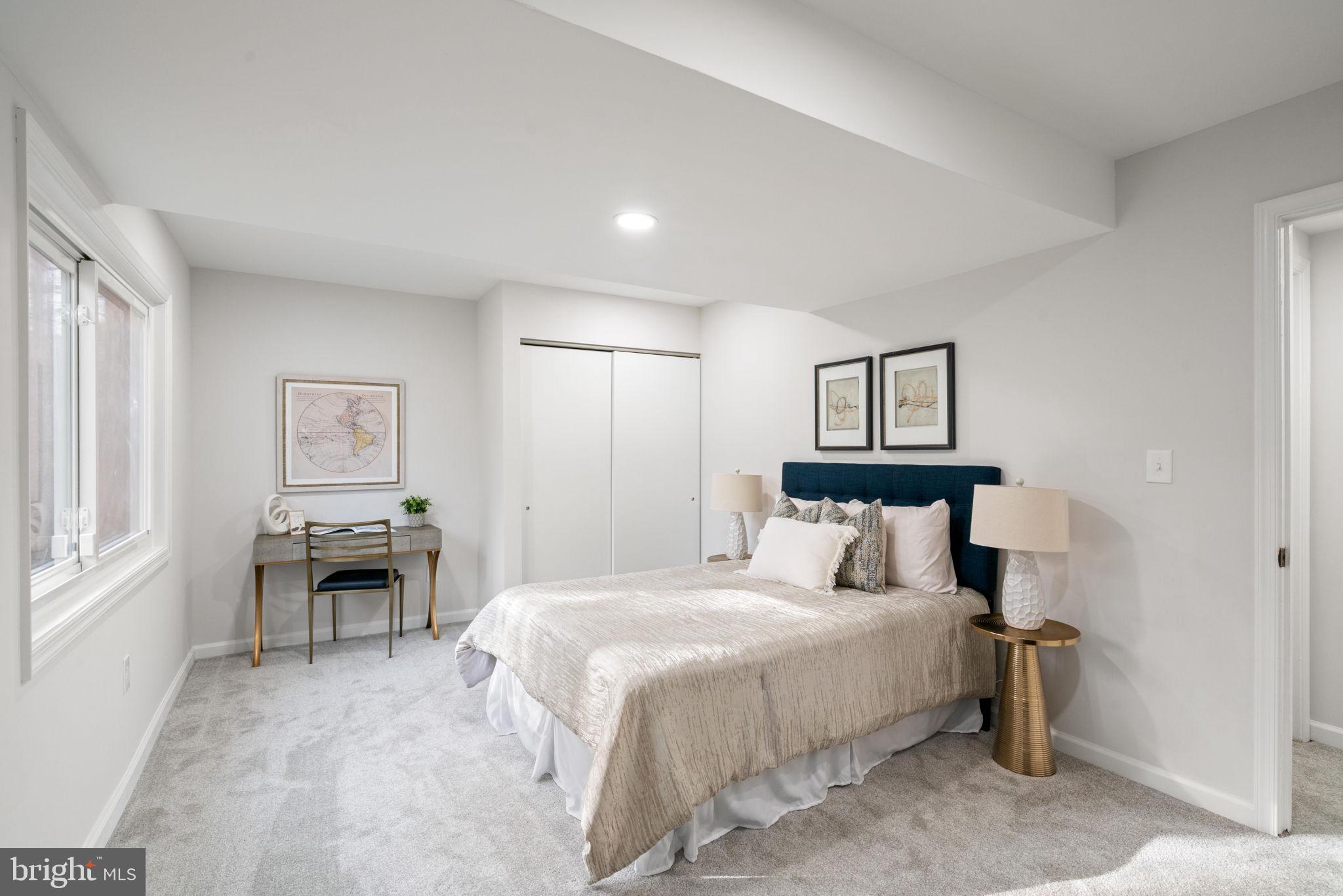 RESTON - Residential