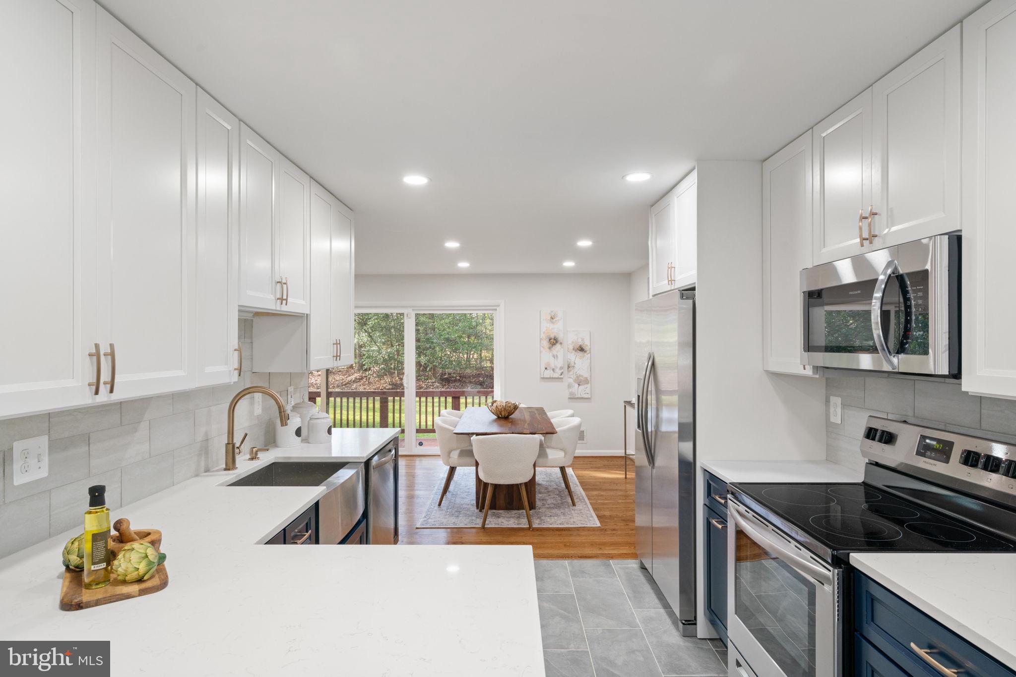 RESTON - Residential