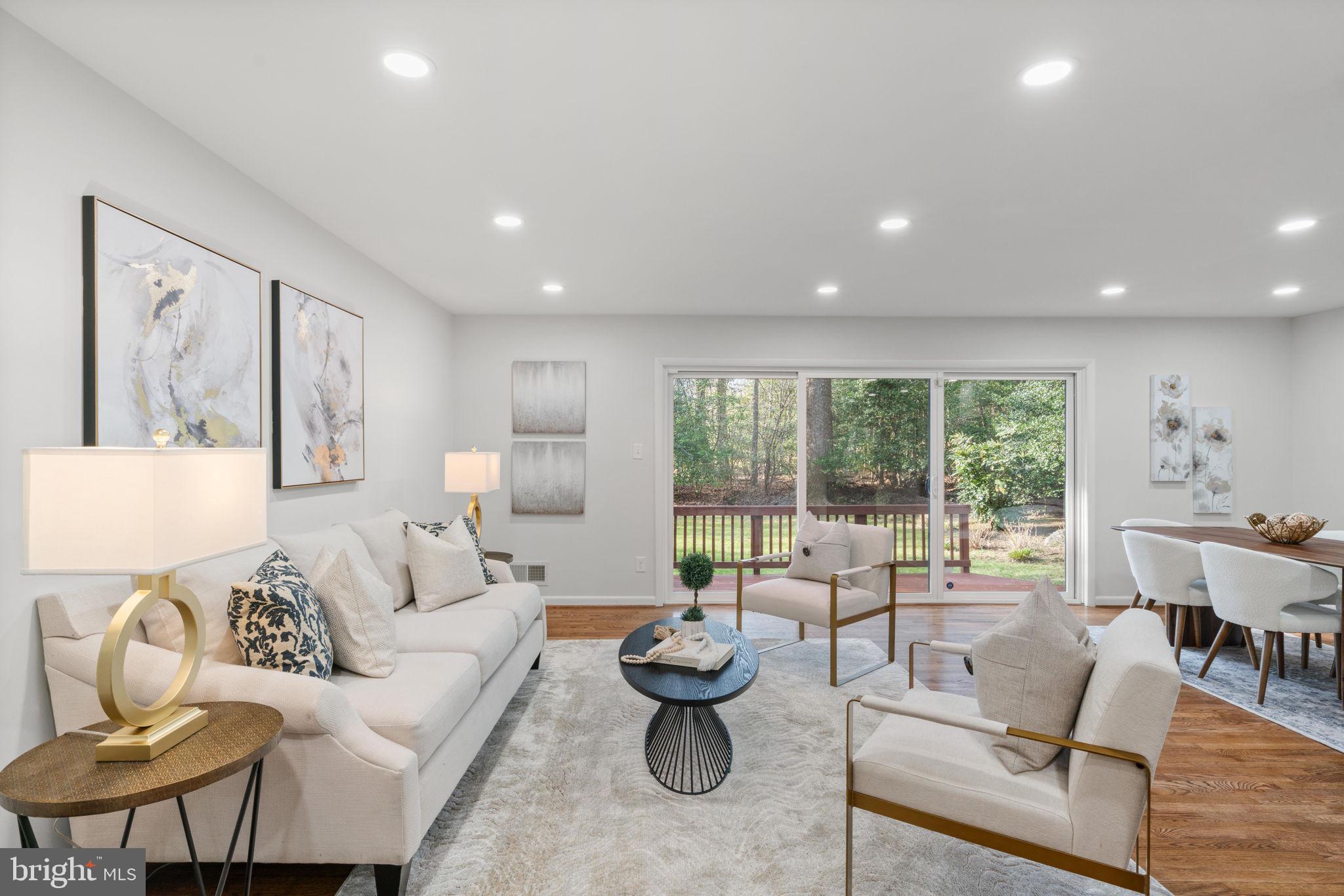 RESTON - Residential