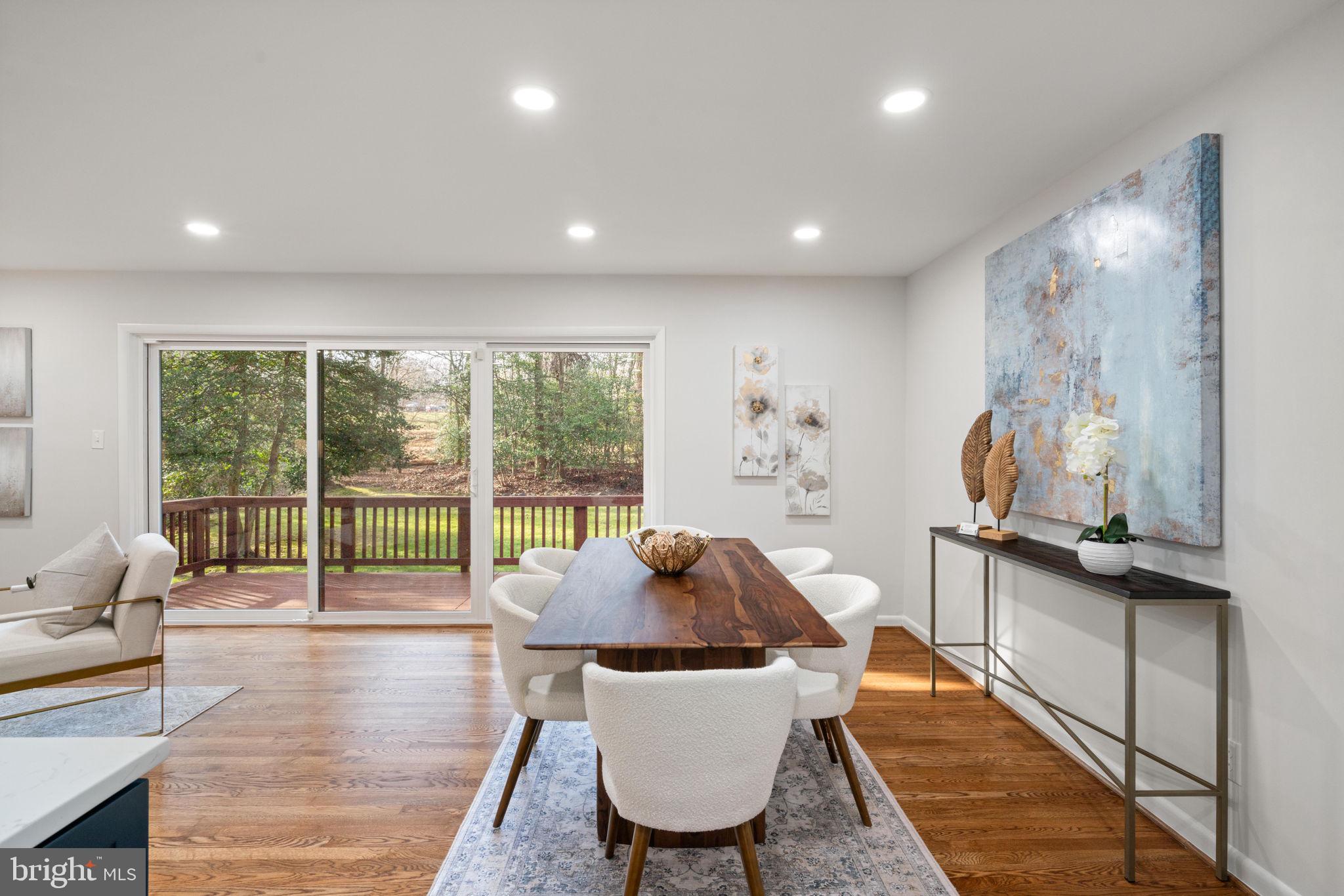 RESTON - Residential
