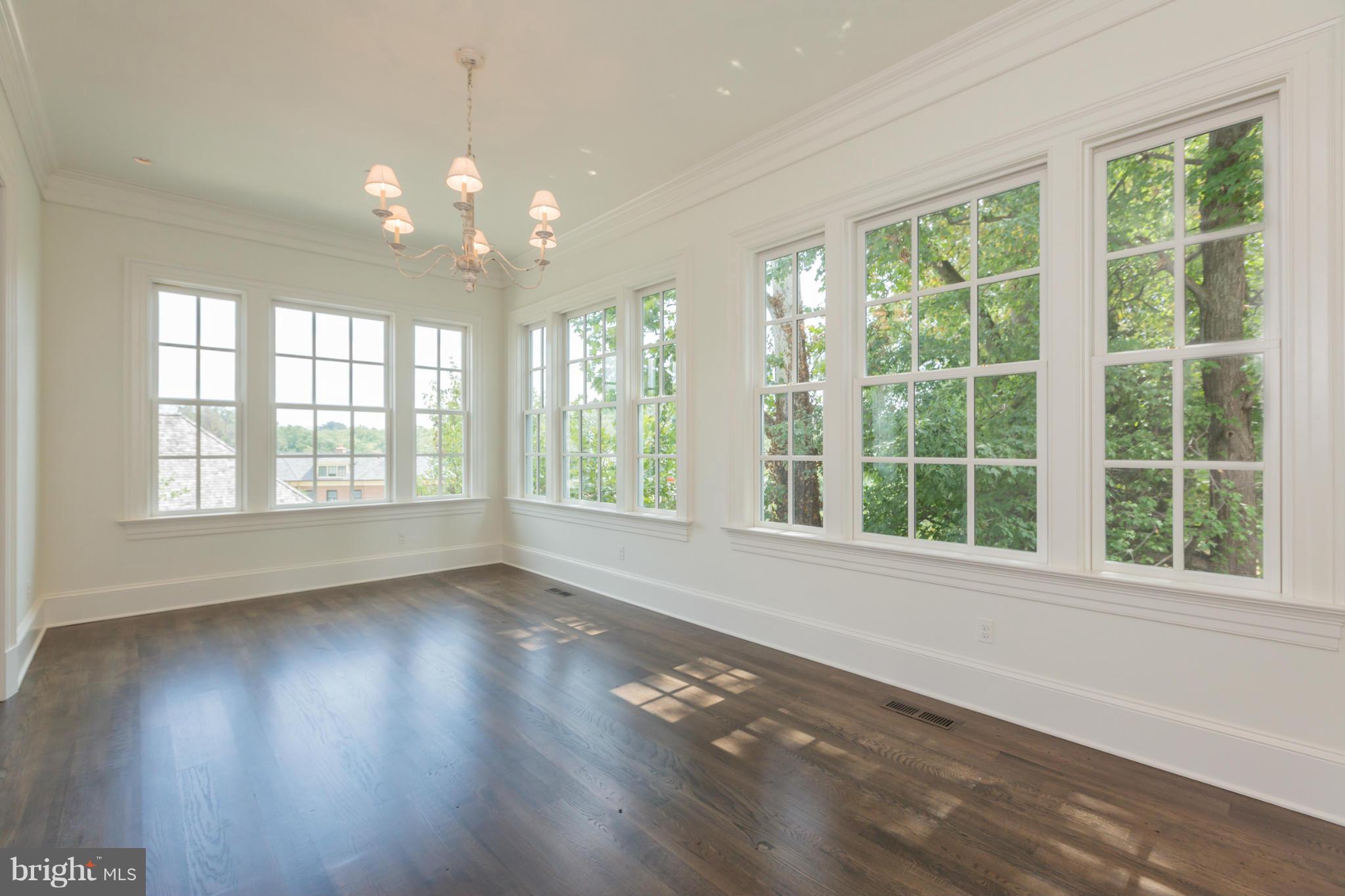 BERKLEY - Residential