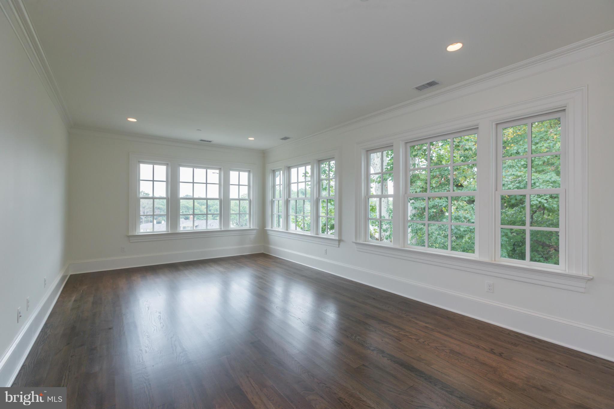 BERKLEY - Residential
