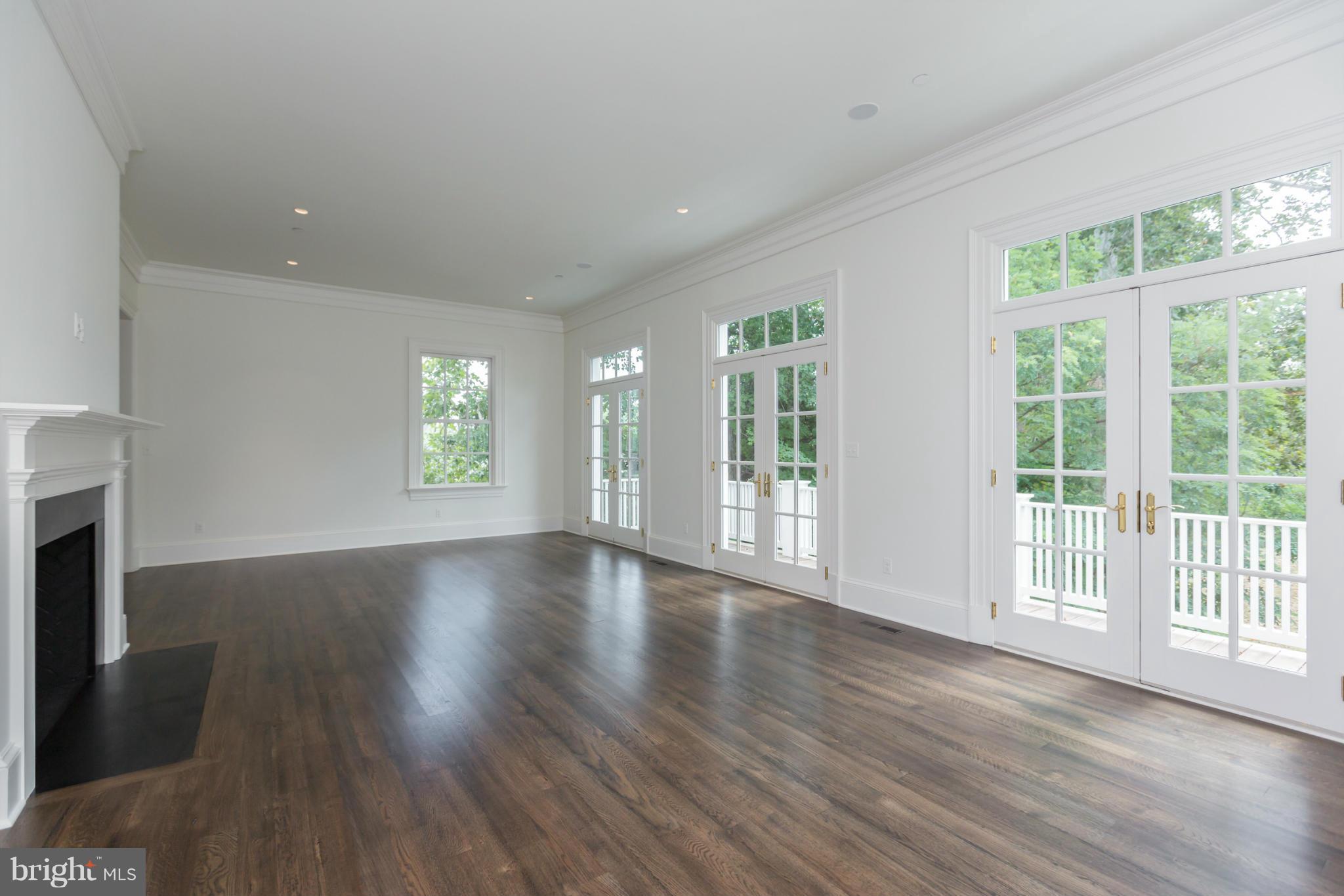 BERKLEY - Residential