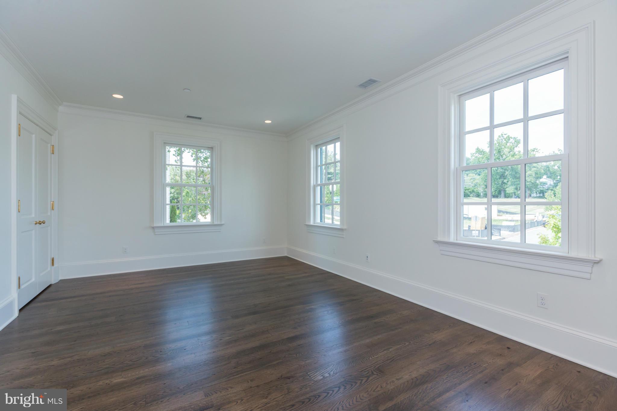 BERKLEY - Residential