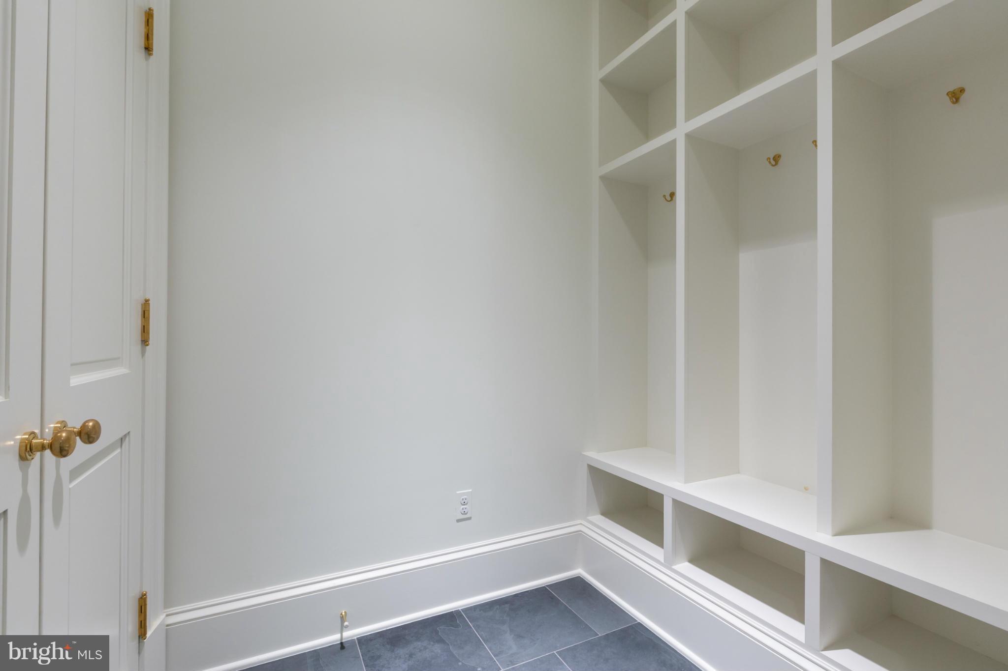 BERKLEY - Residential